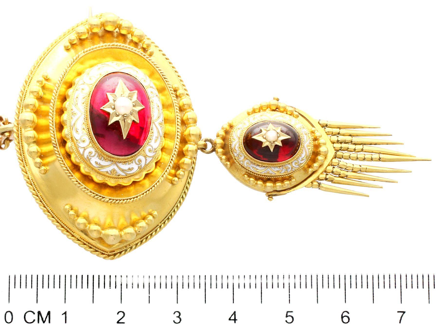 Antique 6.20 Carat Garnet Pearl and Enamel Yellow Gold Pendant / Brooch For Sale 4