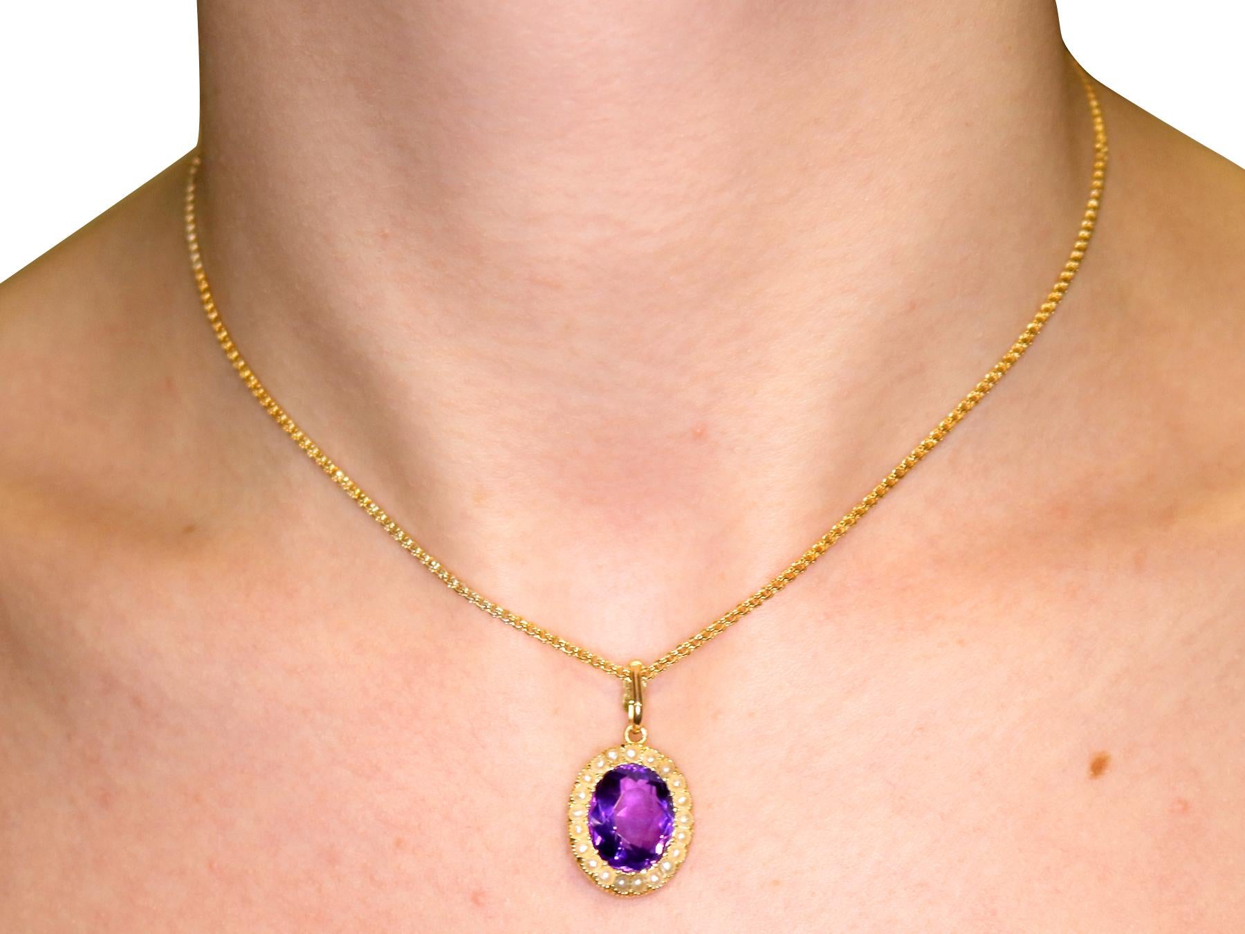 Antique 6.56 Carat Amethyst and Pearl Yellow Gold Pendant For Sale 1
