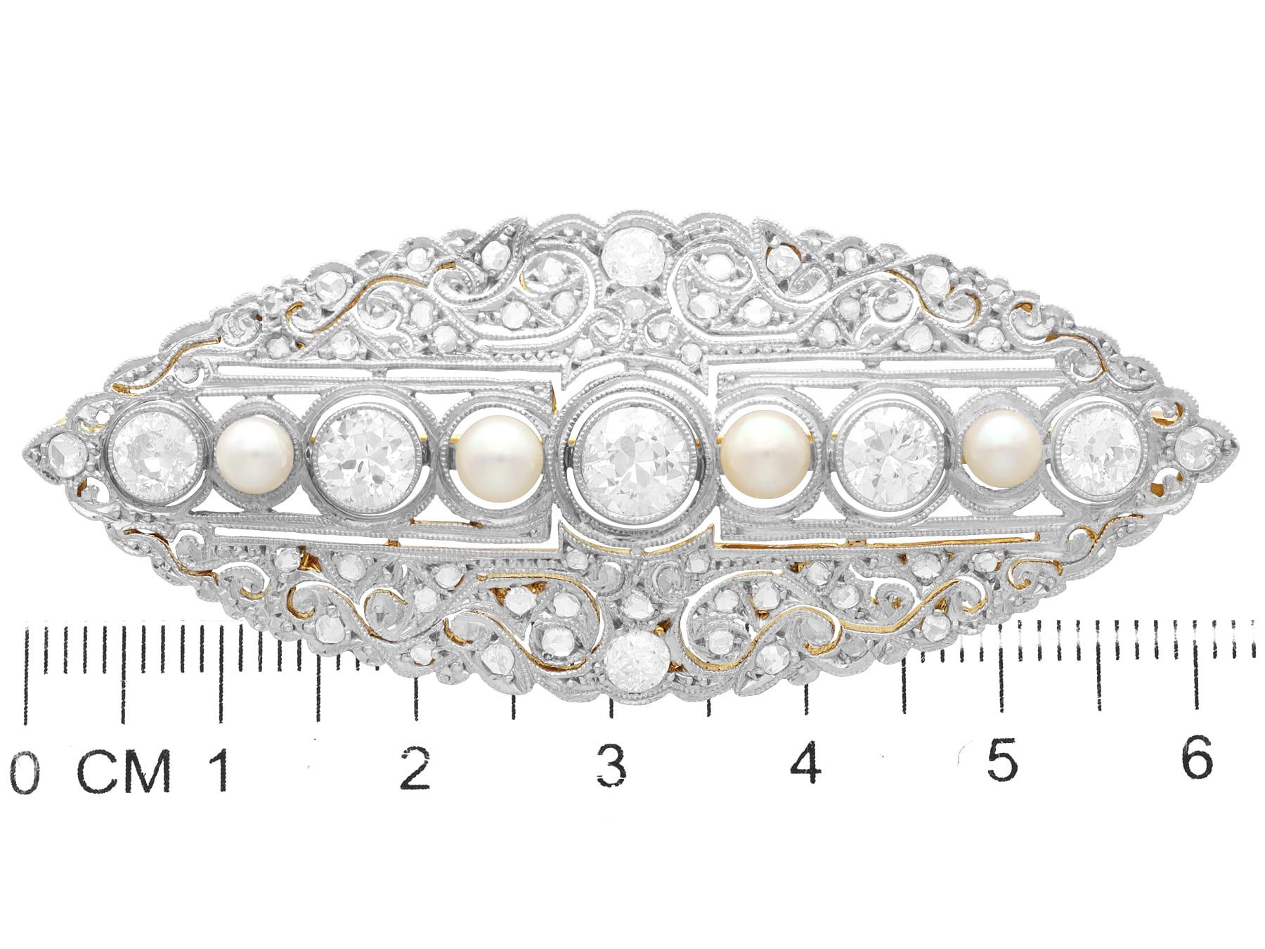 Broche ancienne en or jaune 18 carats avec perles et diamants de 6,73 carats, c. 1890 en vente 2