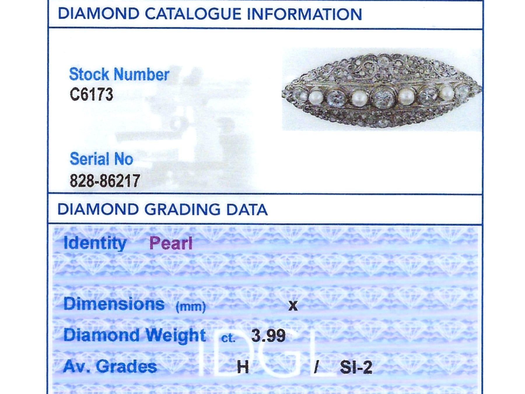 Broche ancienne en or jaune 18 carats avec perles et diamants de 6,73 carats, c. 1890 en vente 4