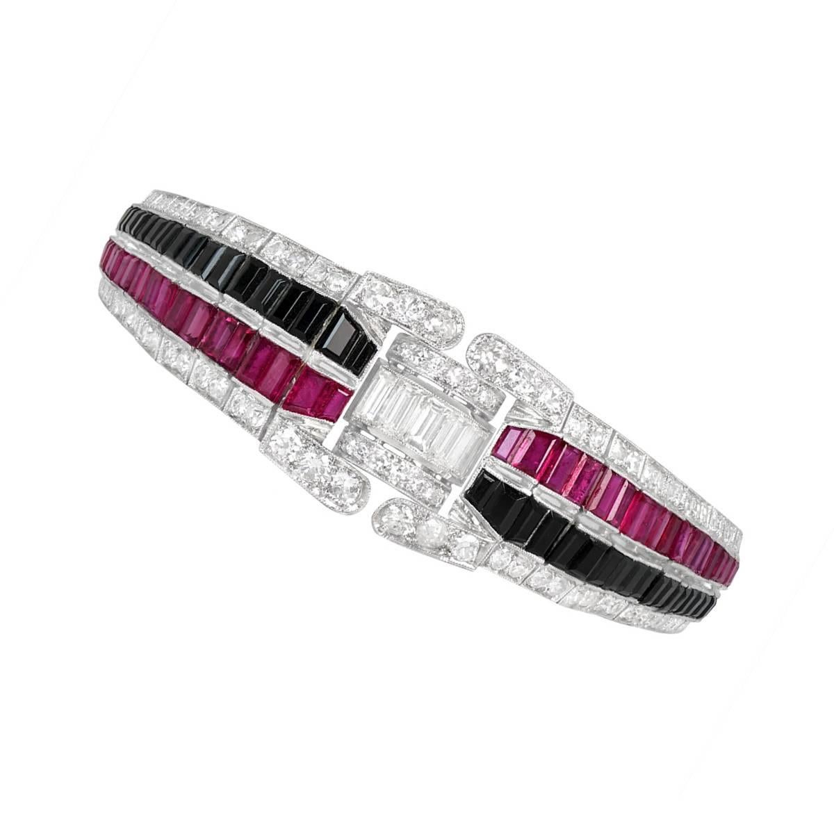 Antique 6ct Baguette Cut Diamond, Rubies and Onyx Bracelet,  Platinum  In Excellent Condition For Sale In New York, NY