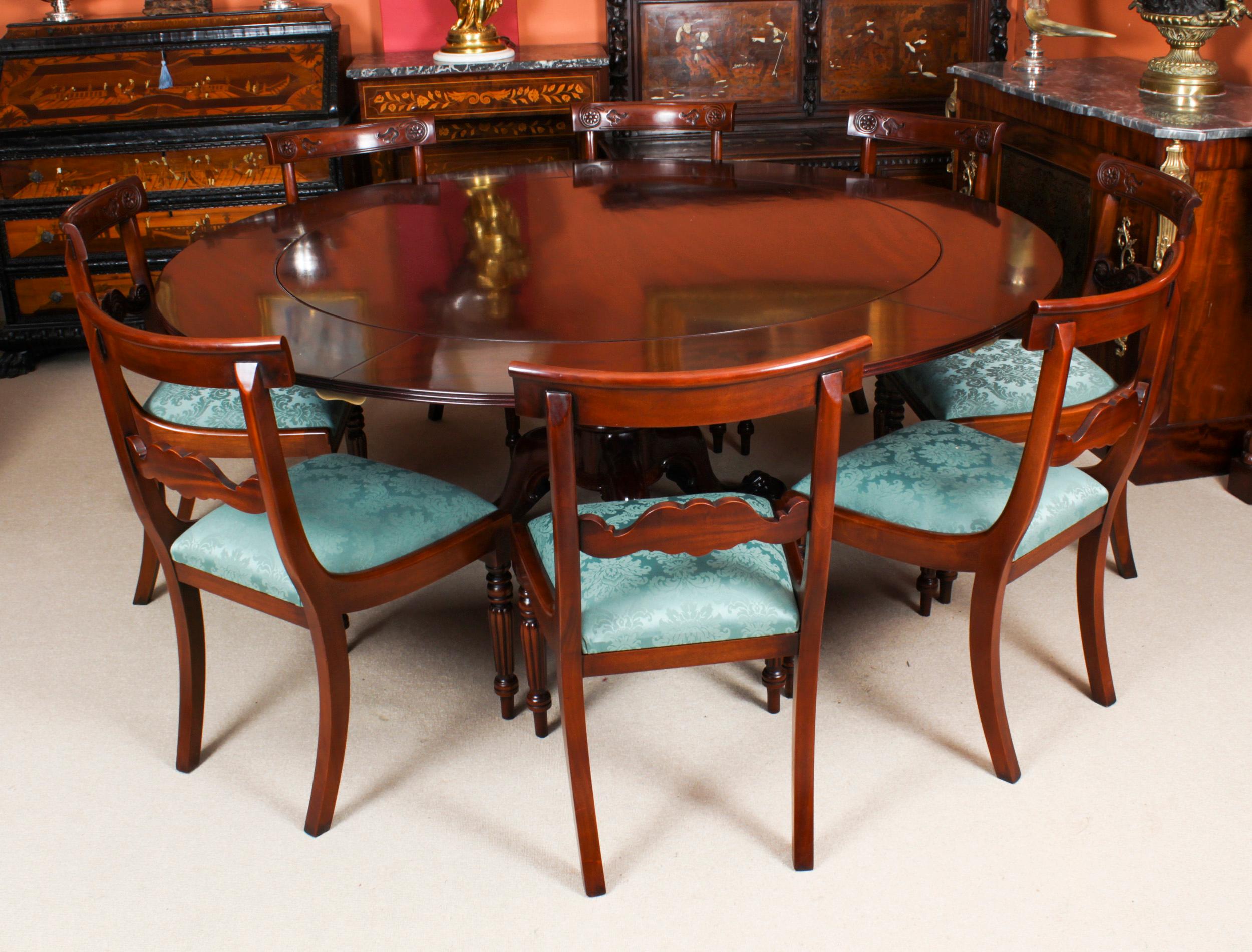 William IV Antique Flame Mahogany Gillows Dining Table 19th Century