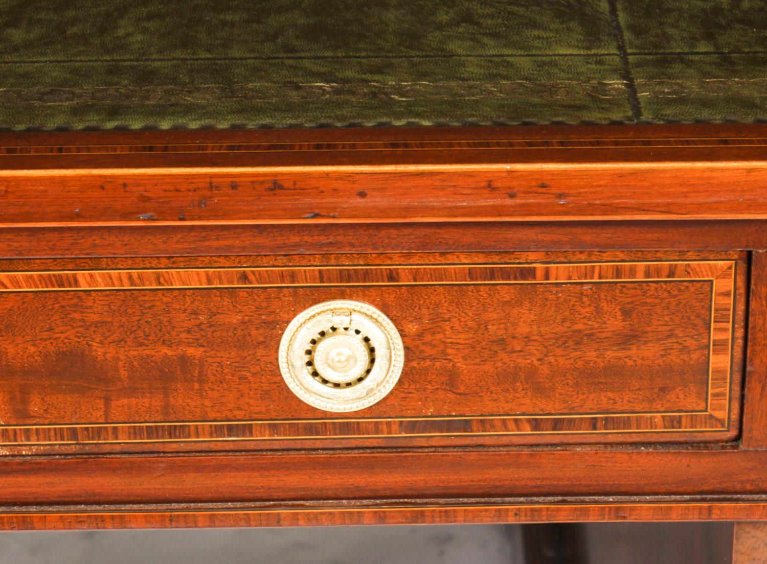 Antiker 6ft George III.-Mahagoni-Schreibtisch mit gekreuzten Partnern aus dem 19. Jahrhundert im Angebot 1