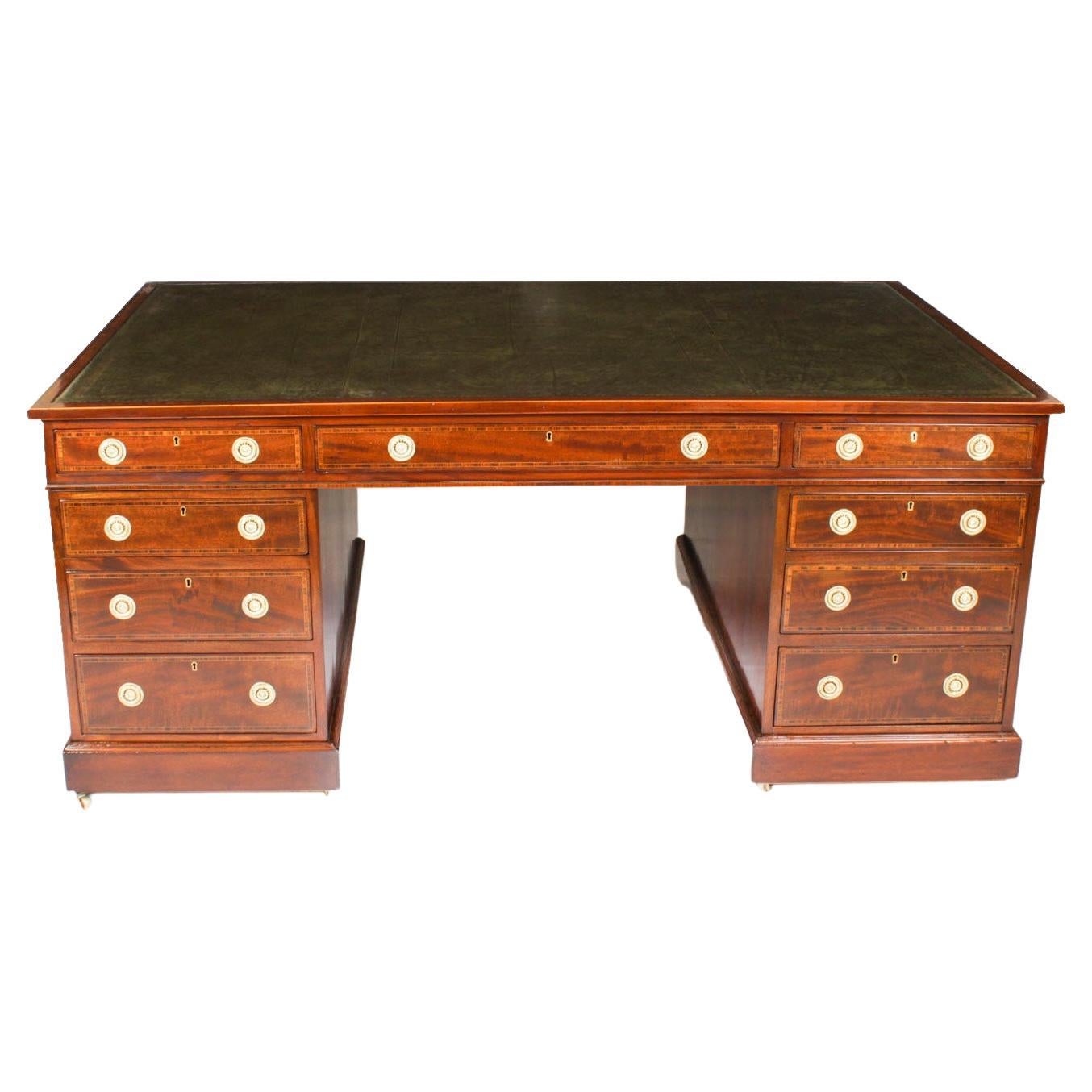 Antique 6ft George III Mahogany Crossbanded Partners Pedestal Desk 19th Century For Sale