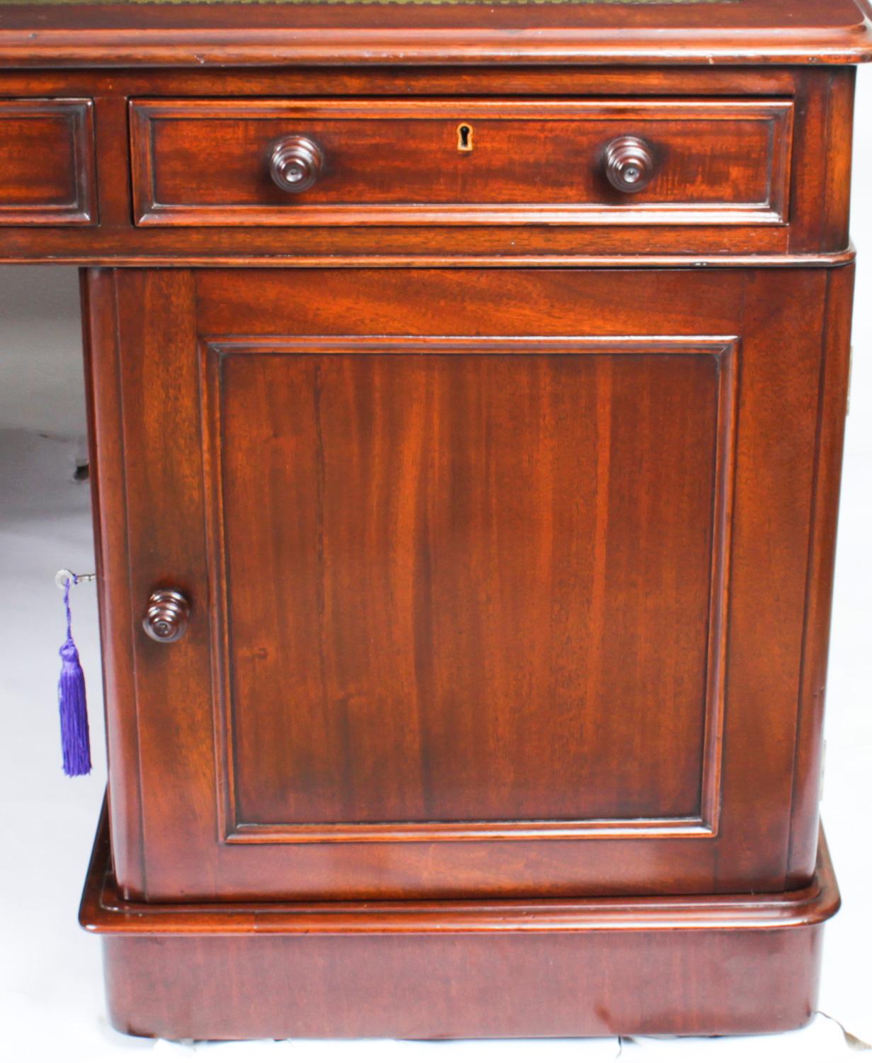 Antique Victorian Mahogany Partners Pedestal Desk 19th C 9
