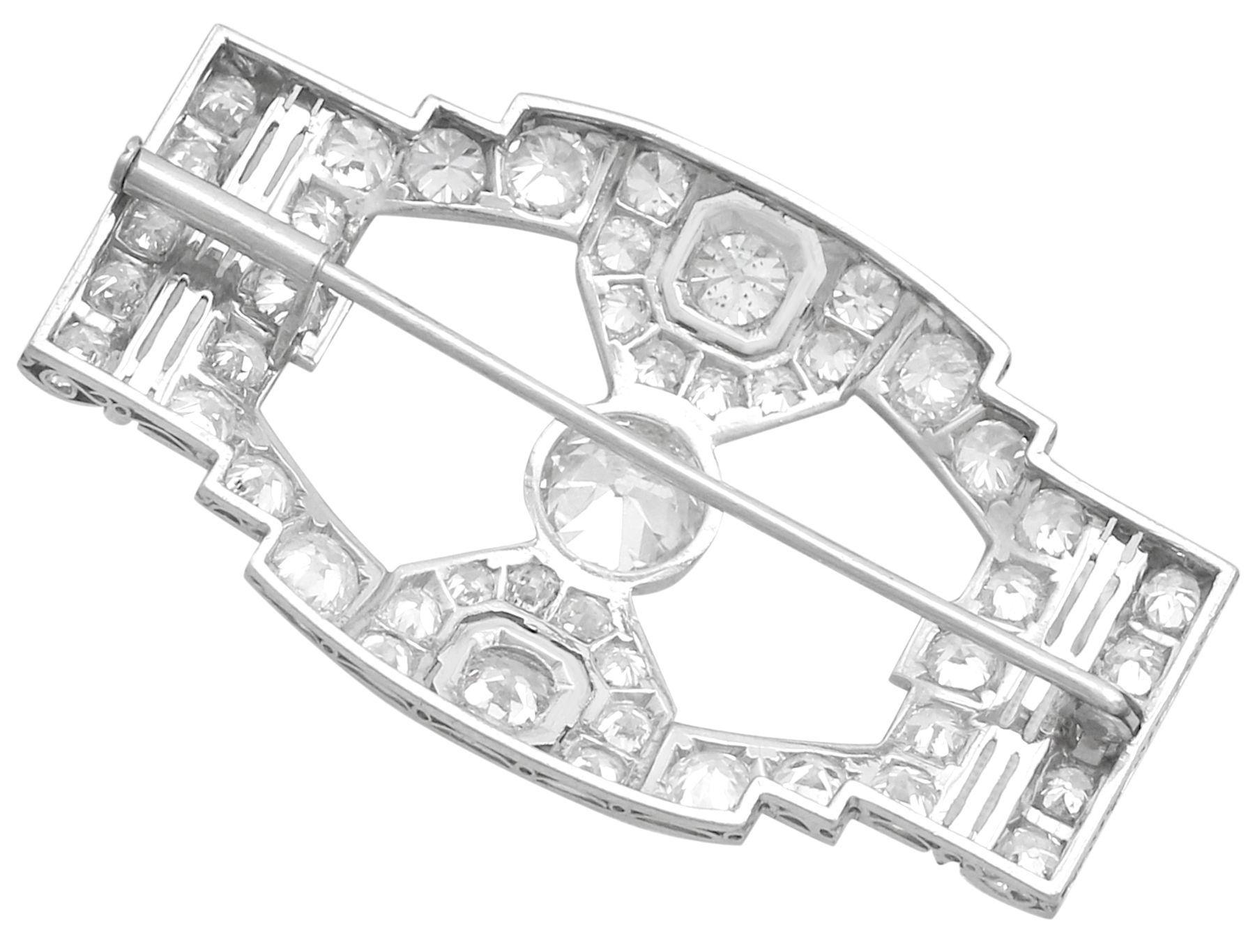 Women's Antique 7.10 Carat Diamond and Platinum Art Deco Brooch For Sale