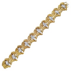 Antique 7.40 Carats Trillion Cut Diamond Golden Leaf Bracelet in Yellow Gold