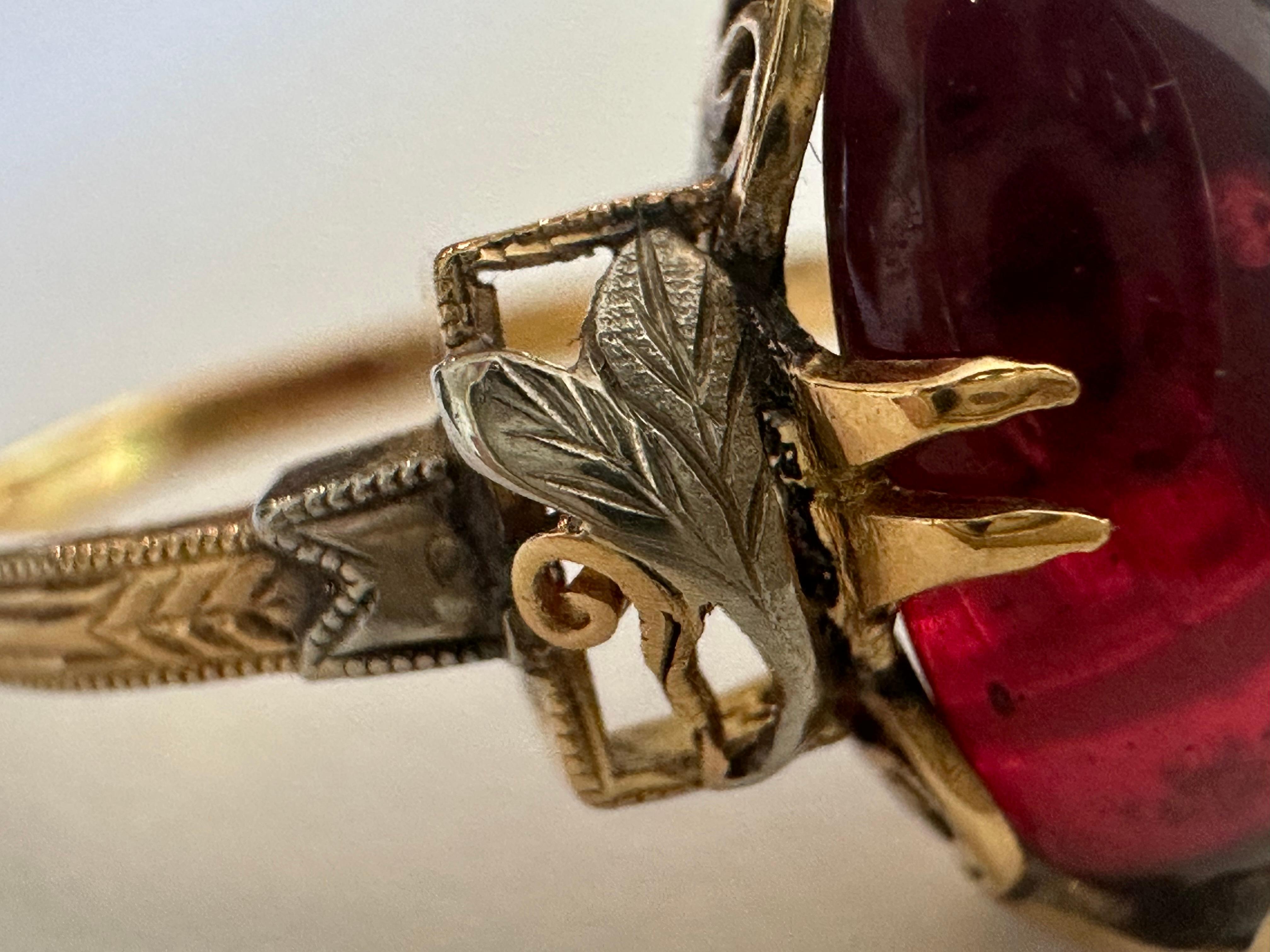 Bague dôme antique en grenat tanzanien cabochon rouge de 7,63 carats Pour femmes en vente