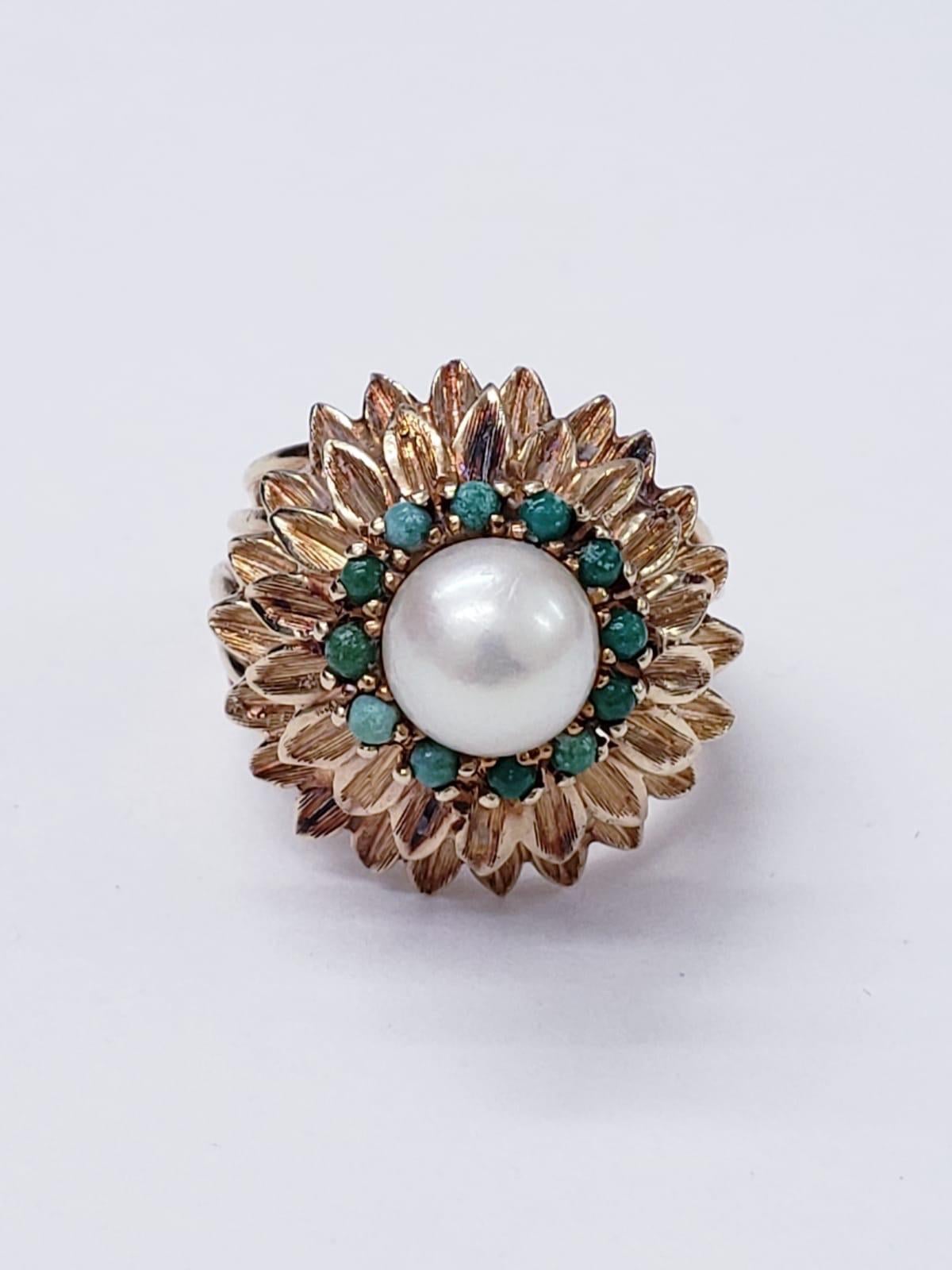 Women's Antique Pearl and Turquoise Sunflower Design Cocktail Ring For Sale