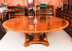 Antique Flame Mahogany Jupe Dining Table, Early 20th Century