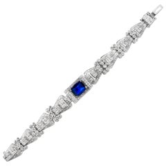 Antique 8 Carat Blue Sapphire Bracelet with 12 Carat of Diamonds, 1930s