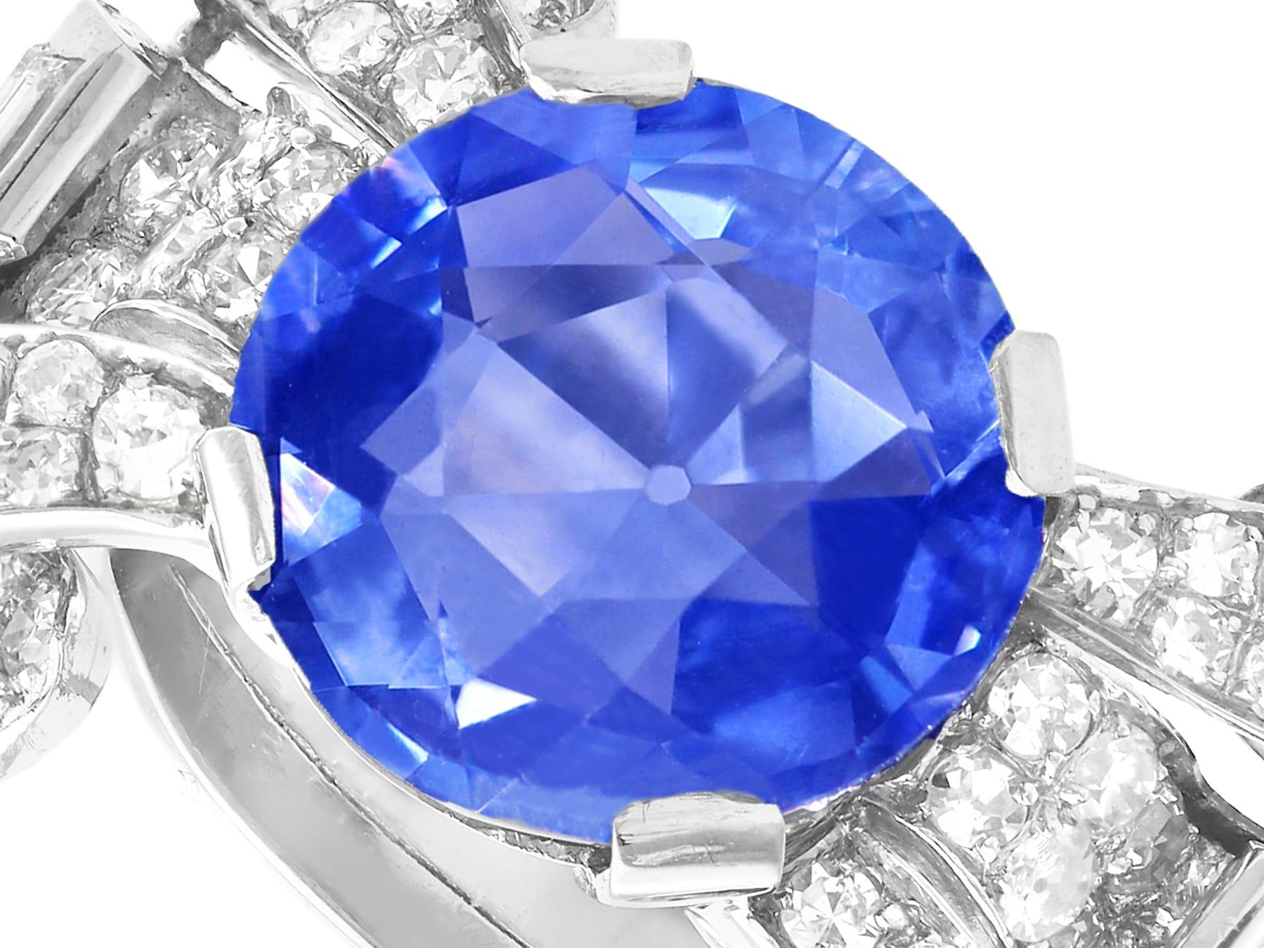 Antique 8.50 Carat Ceylon Sapphire and 1.95 Carat Diamond Platinum Cocktail Ring In Excellent Condition For Sale In Jesmond, Newcastle Upon Tyne