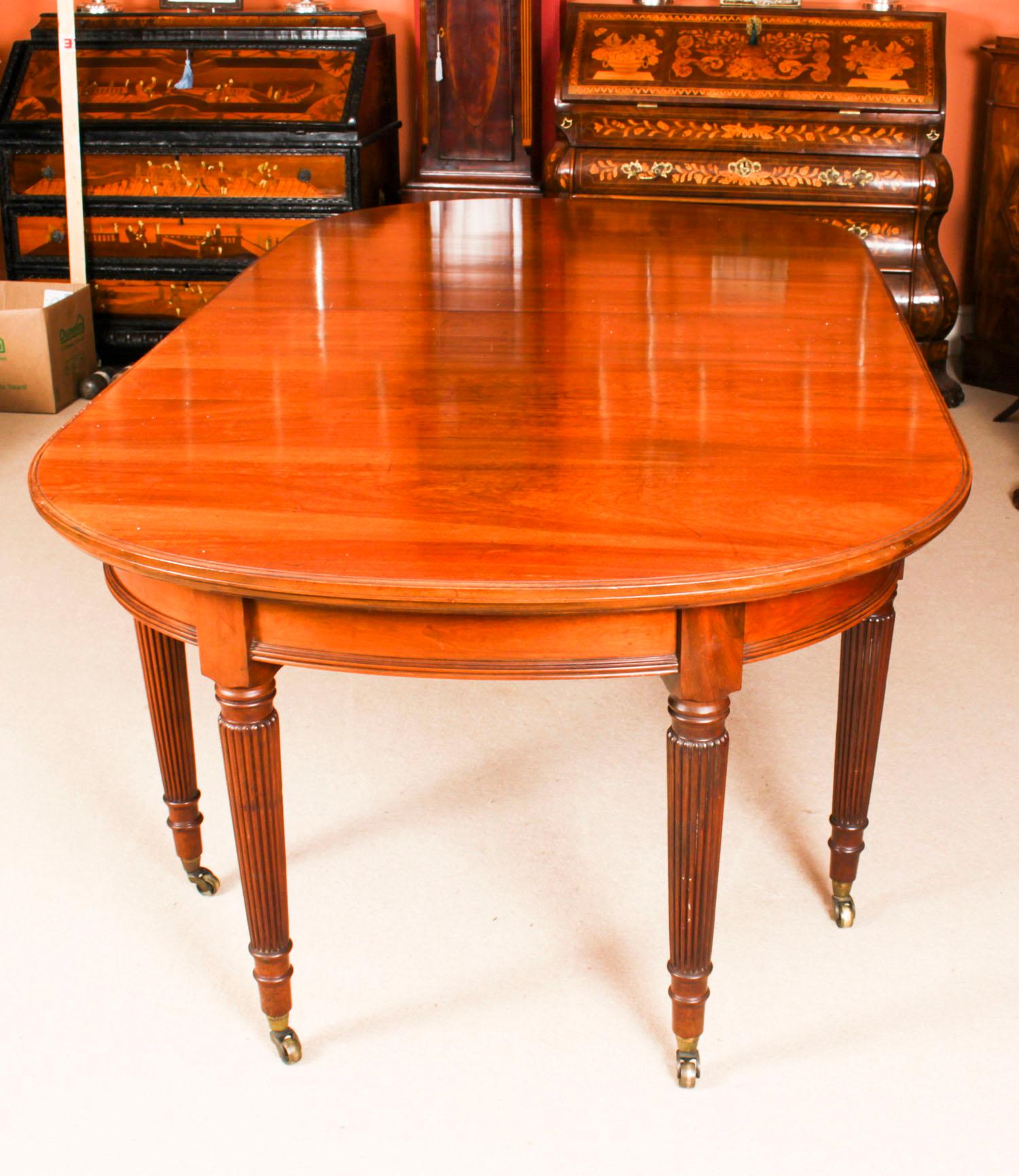 This is a fabulous antique Victorian oval flame mahogany extending dining table, circa 1880 in date. 

The table has two original leaves and has been hand-crafted from solid flame mahogany which has a beautiful grain and colour.

The two leaves