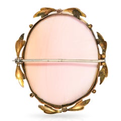 Antique 8k Yellow Gold Conch Shell Cameo Brooch