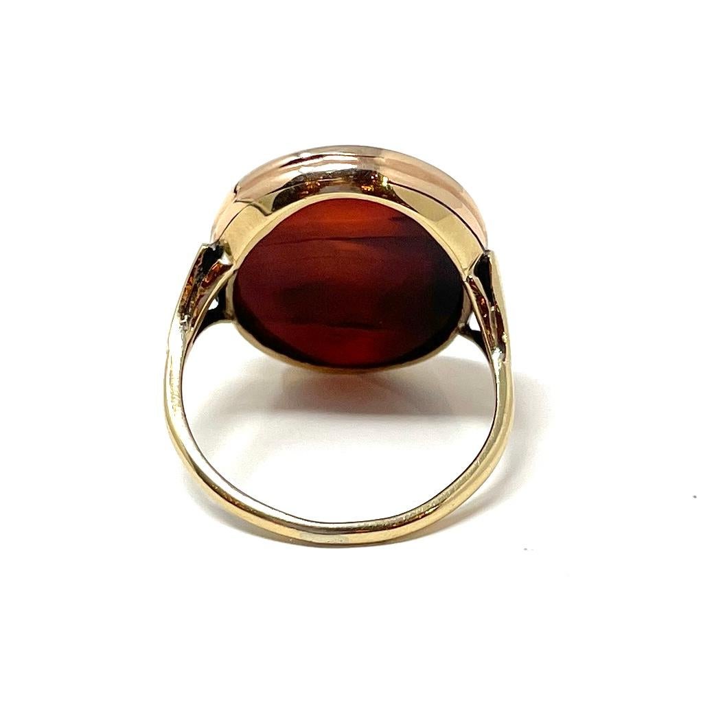 Antique 9 Carat Gold Carnelian Signet Ring For Sale 1