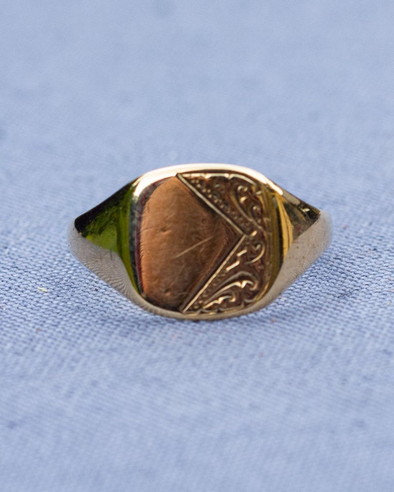 Antique 9 Carat Gold Signet Ring For Sale At 1stDibs