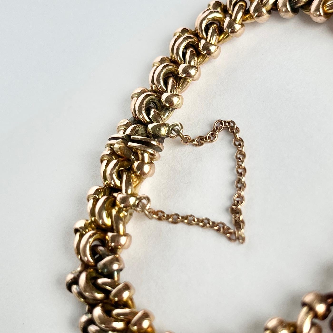 Antique 9 Carat Yellow Gold Bracelet Chain In Good Condition For Sale In Chipping Campden, GB