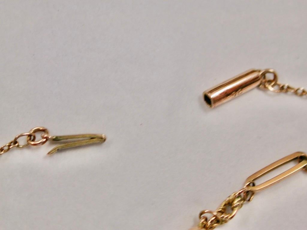 Taglio misto Antico ciondolo in oro 9 ct con granato e perle di mare su catena originale 9 ct Circa 1910 in vendita