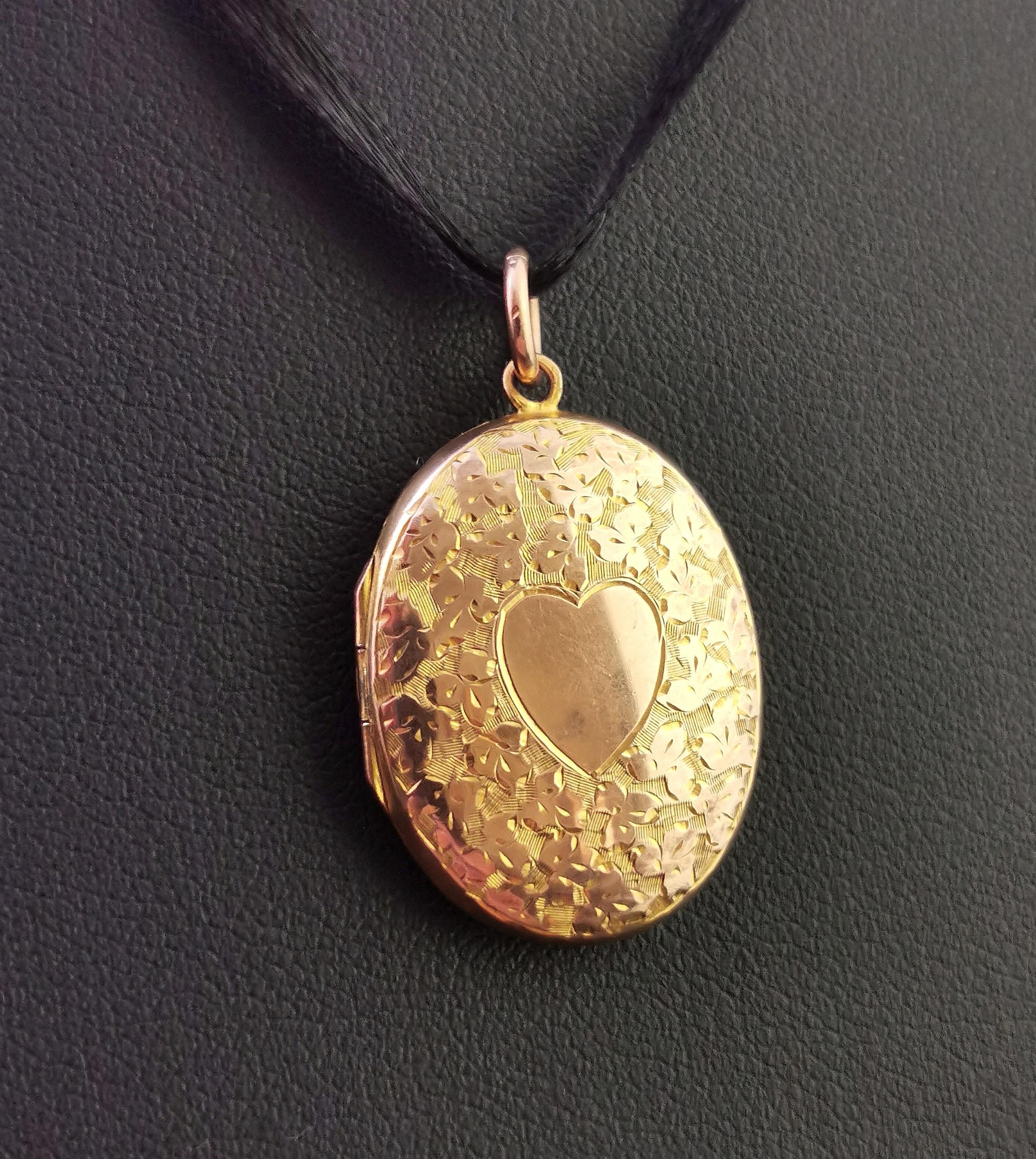 Edwardian Antique 9 Karat Gold Locket Pendant, 1910s, Heart, Engraved