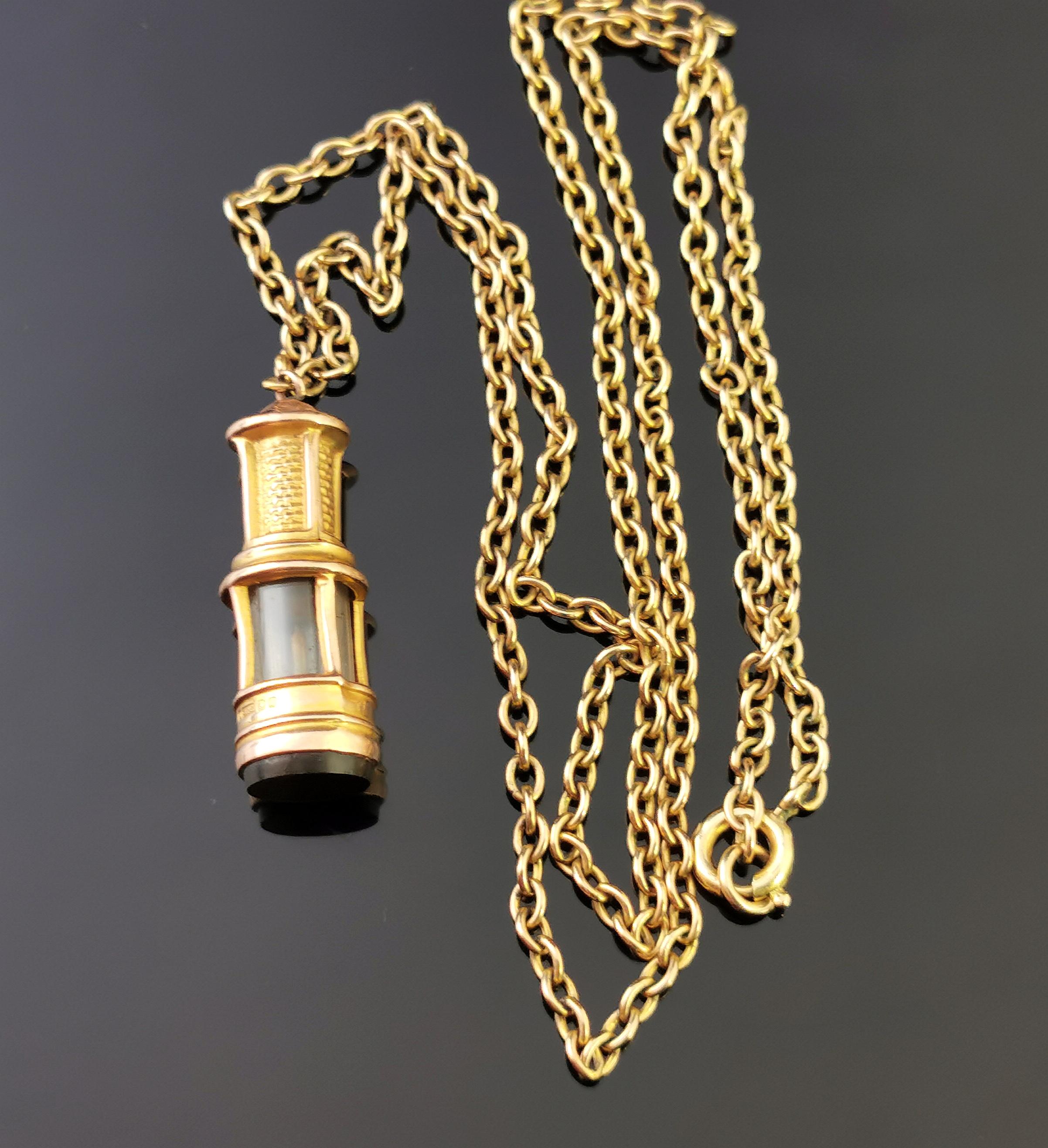 Antique 9 Karat Gold Miners Lamp Pendant, Seal, Gold Necklace In Fair Condition In NEWARK, GB