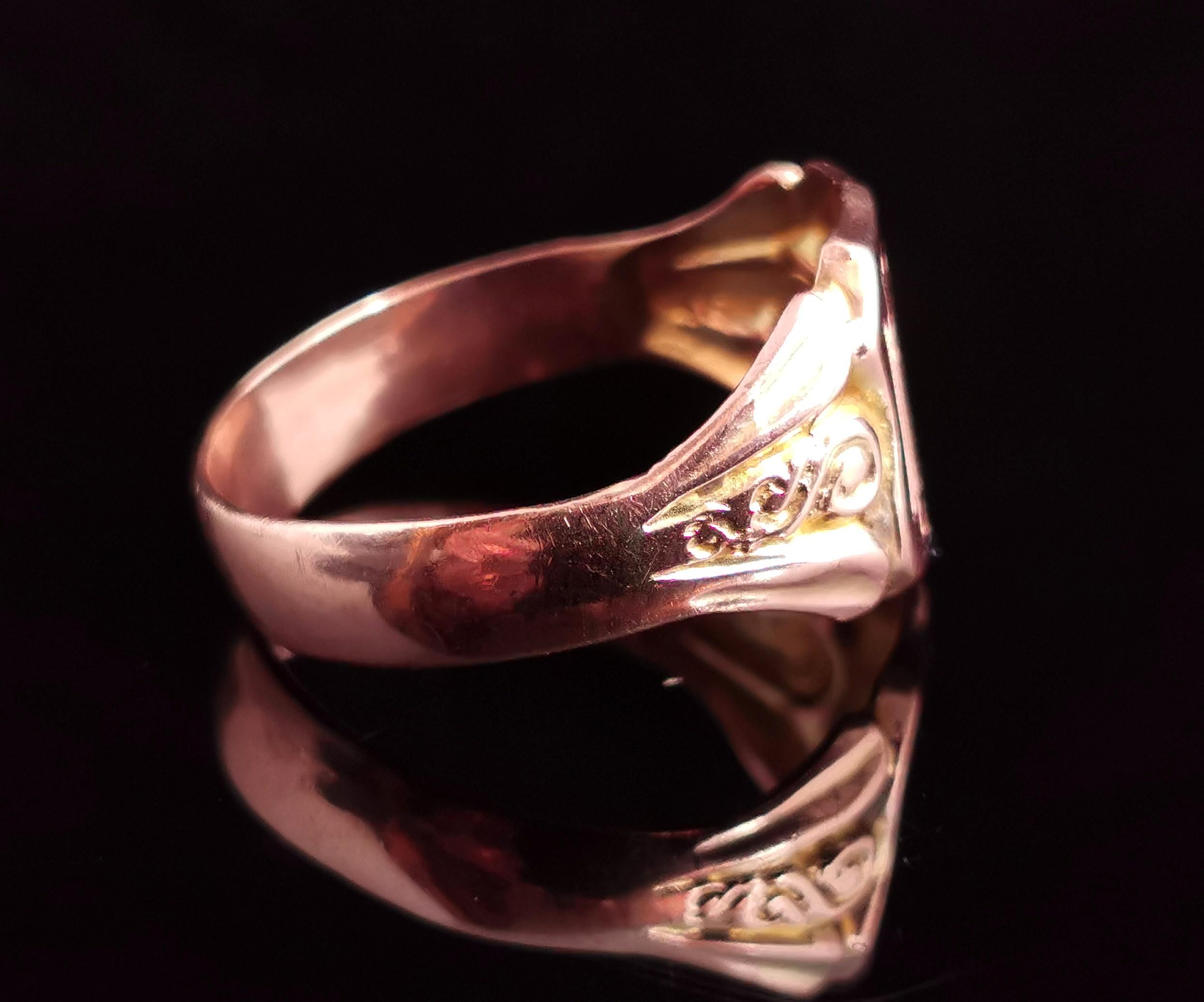Antique 9 Karat Rose Gold Signet Ring, Monogrammed 4