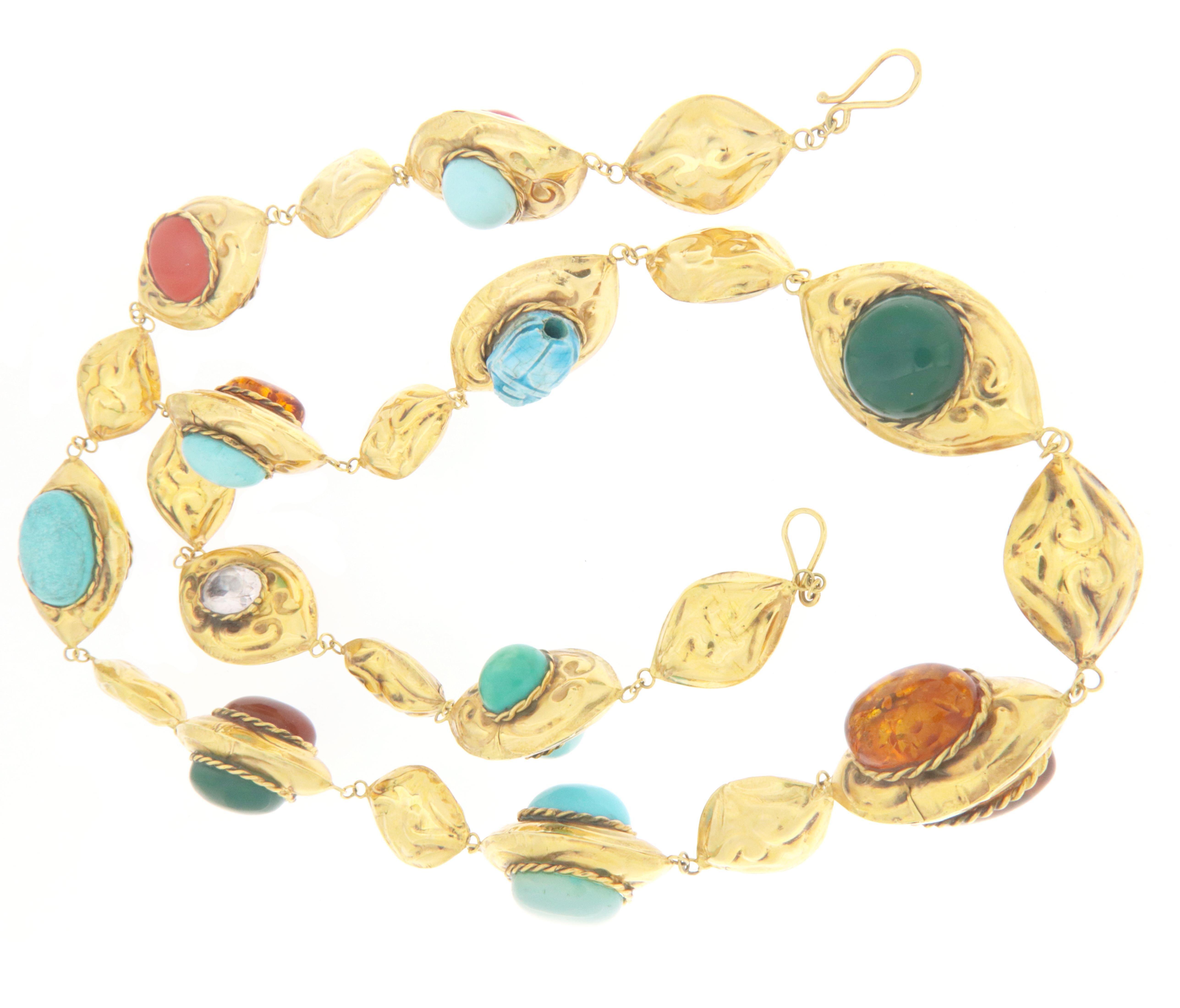Mixed Cut Antique 9 Karat Yellow Gold Pendant Necklace For Sale