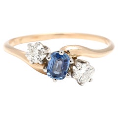 Anello antico con diamante e zaffiro a tre pietre da 0,90 carati, oro giallo e bianco 14k