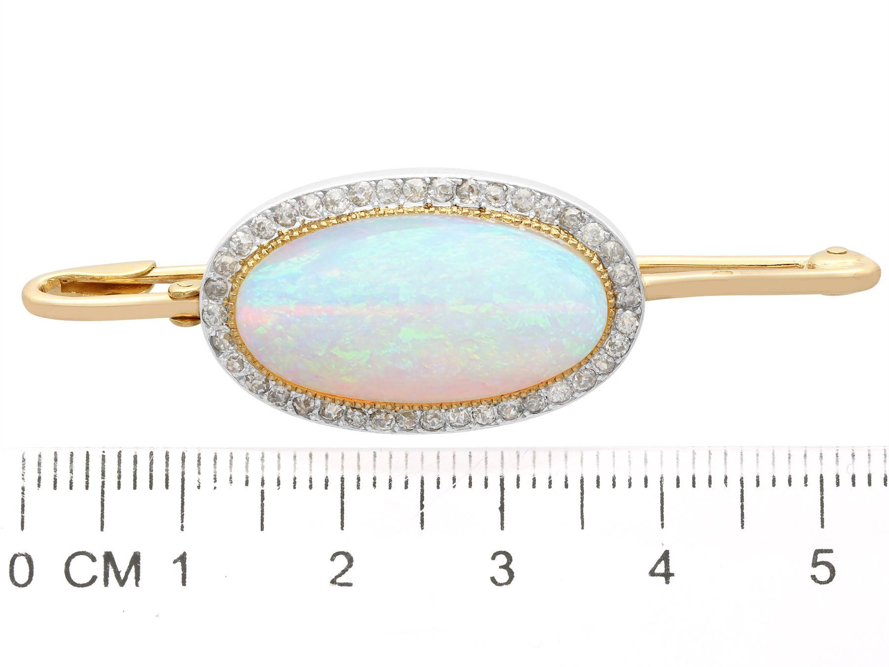 Antique French 9.30 Carat Opal and Diamond Yellow Gold Brooch For Sale 1