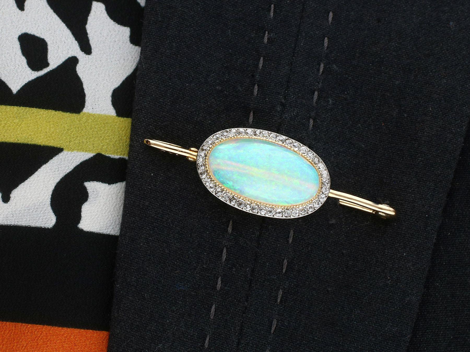 Antique French 9.30 Carat Opal and Diamond Yellow Gold Brooch For Sale 2