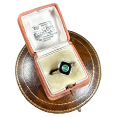 Antique 9ct Gold 1920s Art Deco Rectangular Onyx, Emerald & Diamond Ring