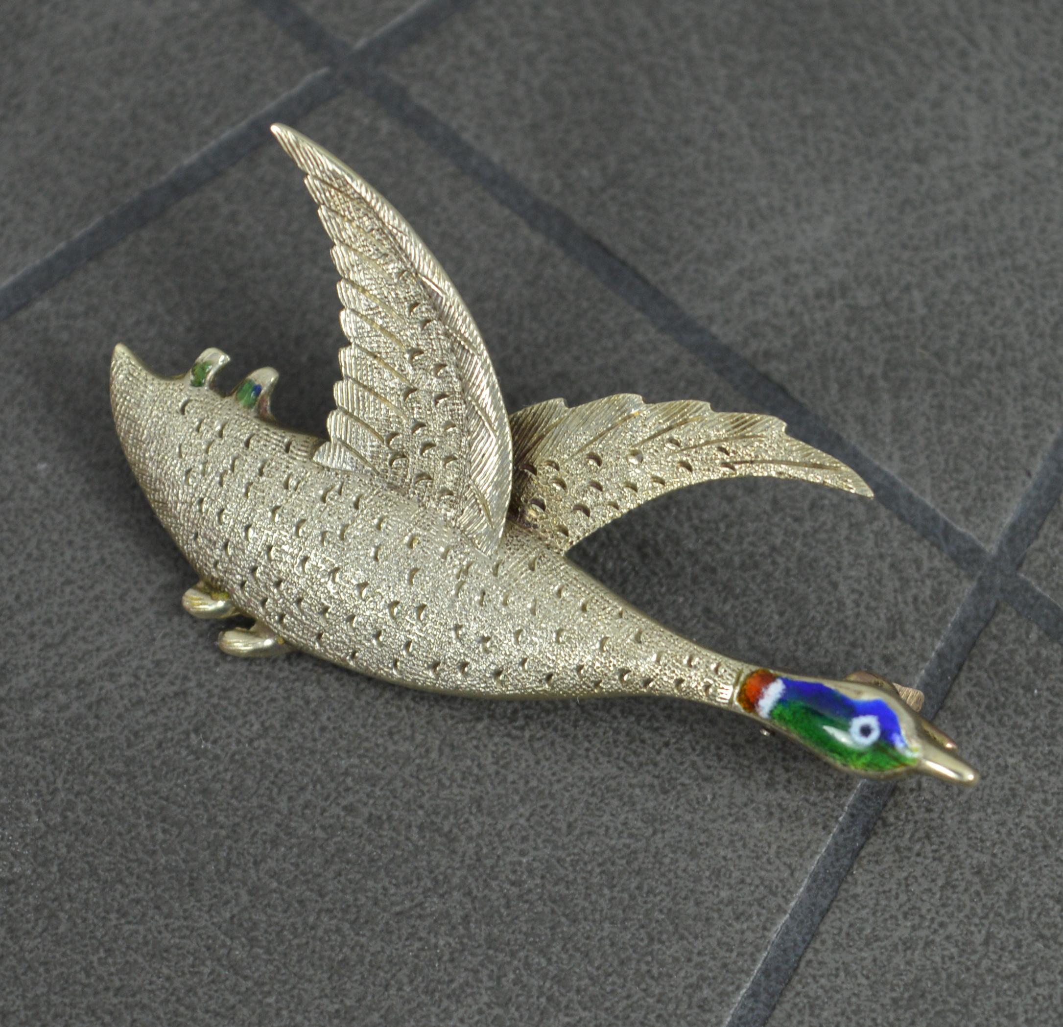 Antique 9ct Gold and Enamel Mallard Duck Brooch In Good Condition In St Helens, GB