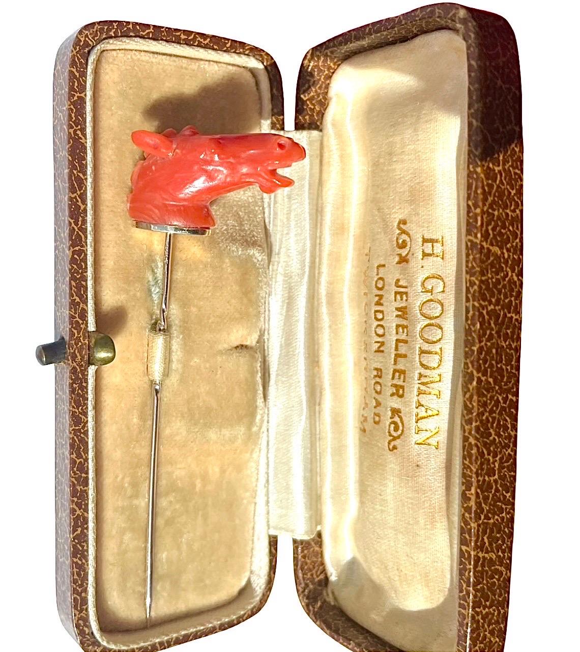Antique 9ct gold carved coral horse stick tie pin in original box, Equestrian 9k For Sale 7