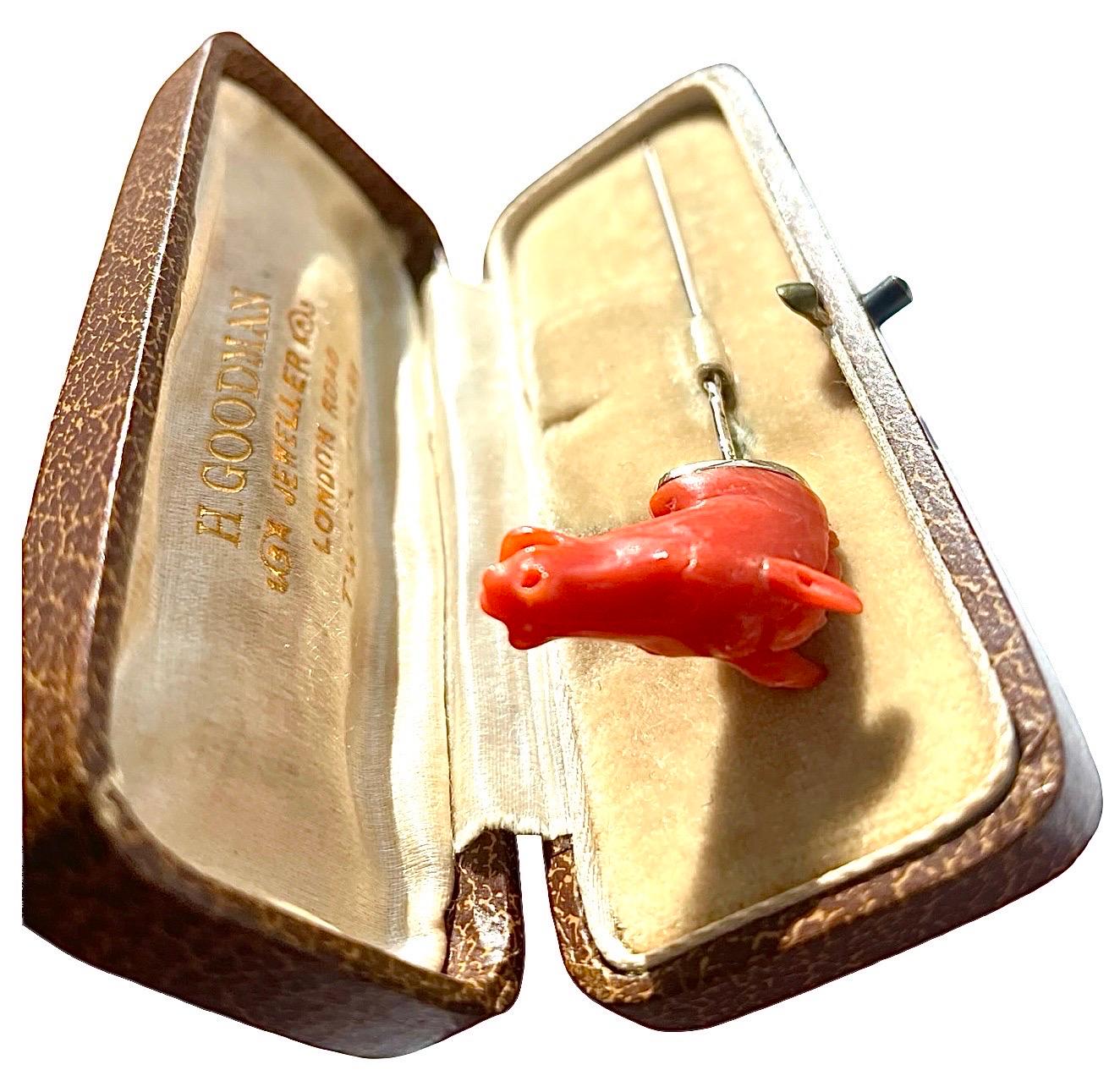 Antique 9ct gold carved coral horse stick tie pin in original box, Equestrian 9k For Sale 3