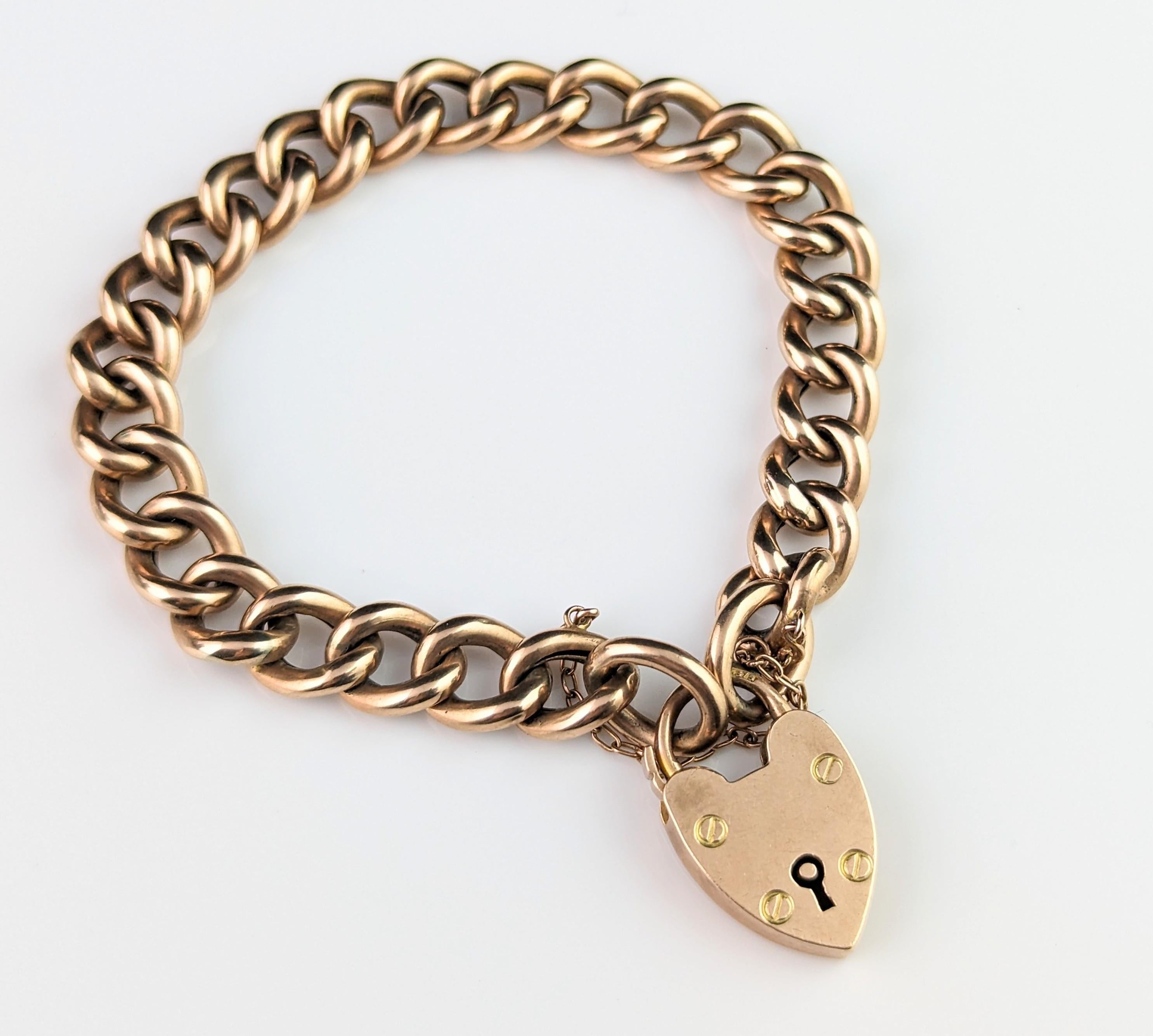 Antique 9ct gold curb link bracelet, Edwardian, Heart padlock  9