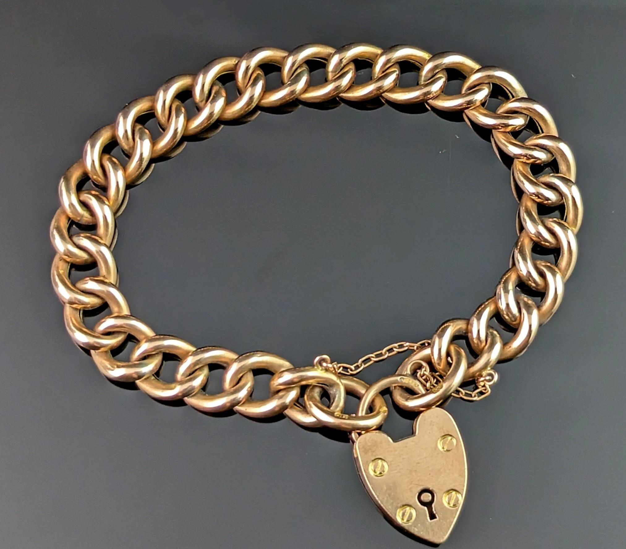 This antique 9ct gold curb link bracelet is both traditional and modern at the same time, made in the early 20th century yet it remains a style that it still relevant today.

If you are looking for a staple curb bracelet for your jewellery