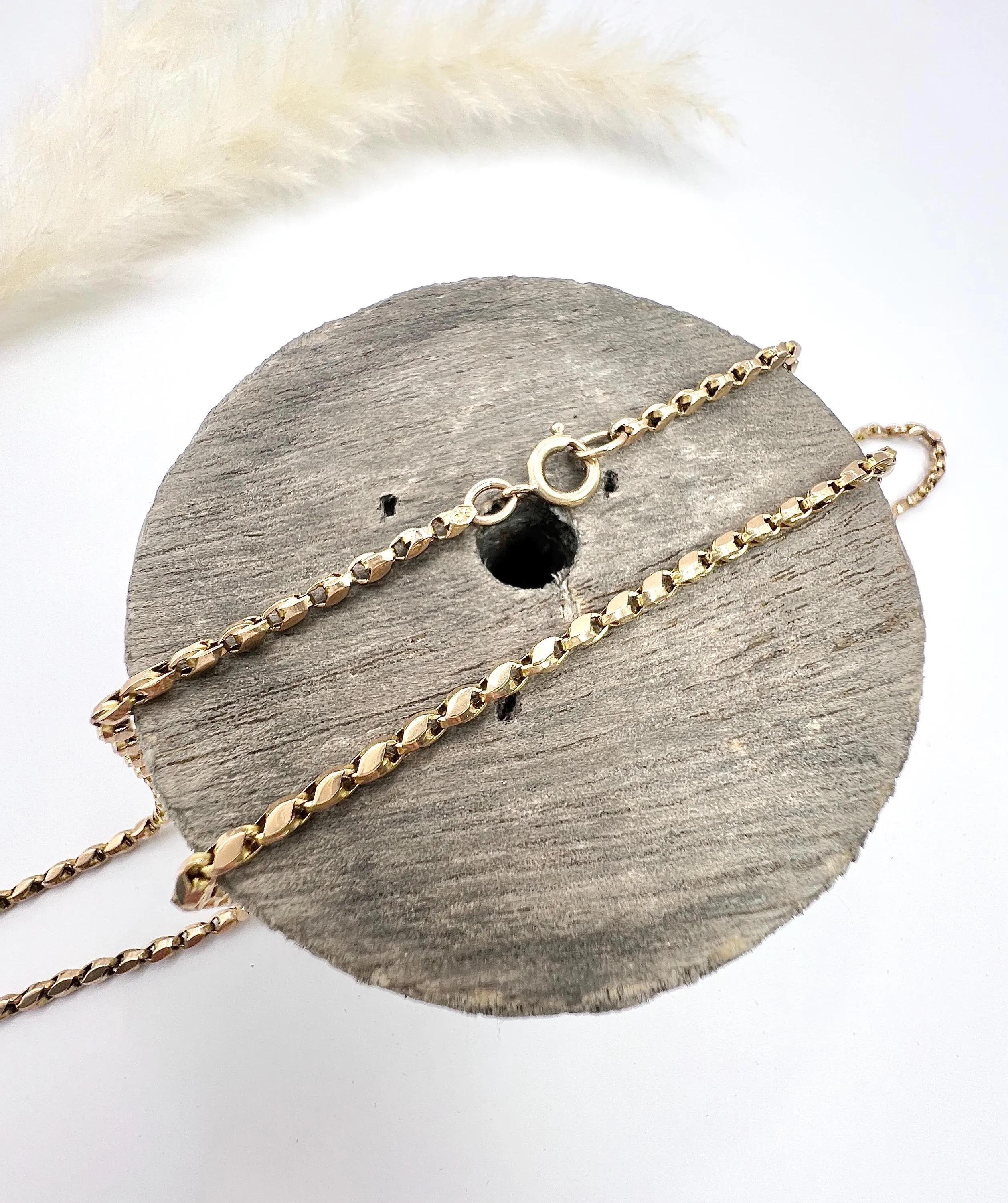 Antica catena a tulipano in oro 9ct, Edwardian 20 1/4 con chiusura ad anello con bulloni in vendita 2