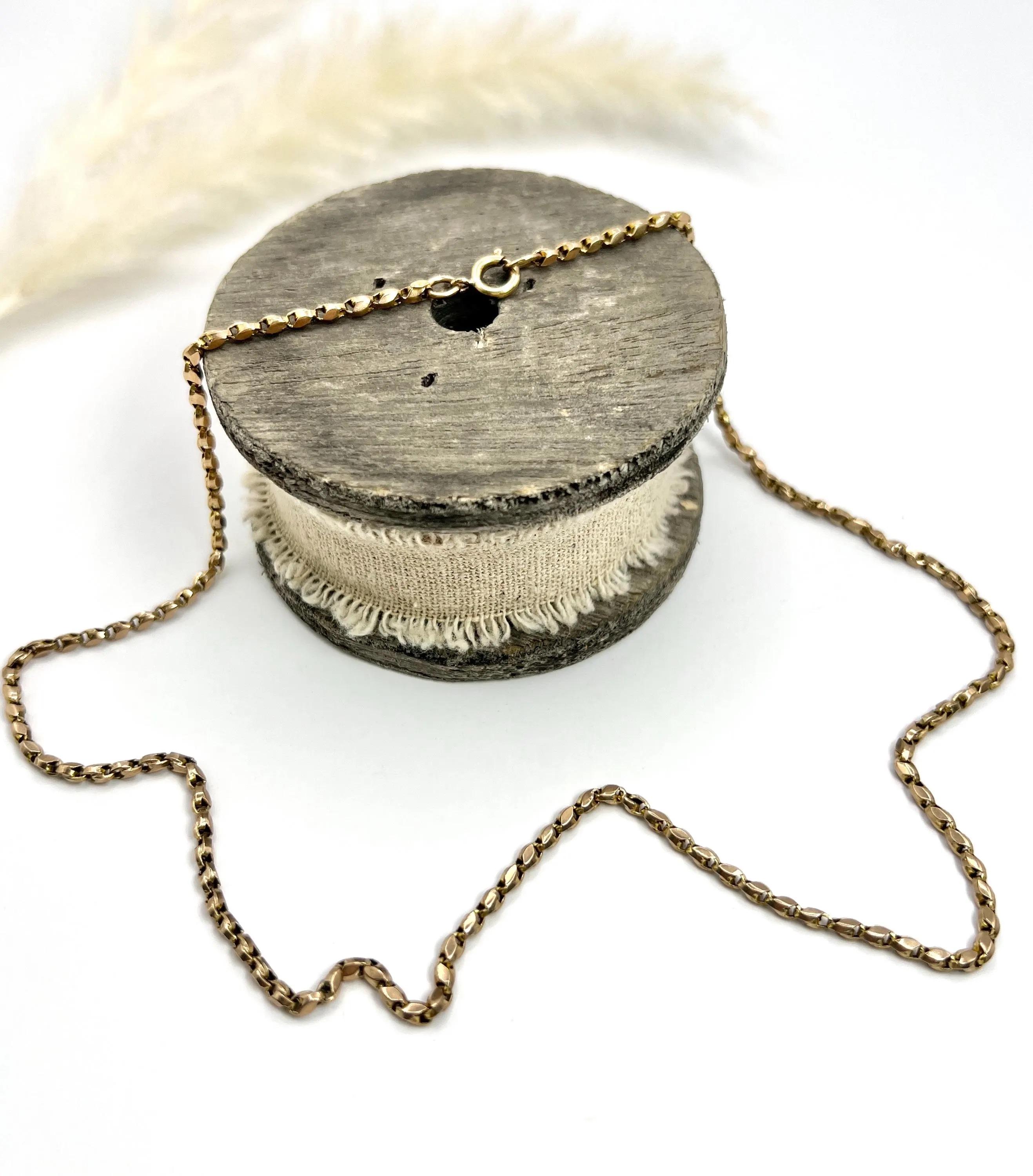 Antica catena a tulipano in oro 9ct, Edwardian 20 1/4 con chiusura ad anello con bulloni in vendita 4