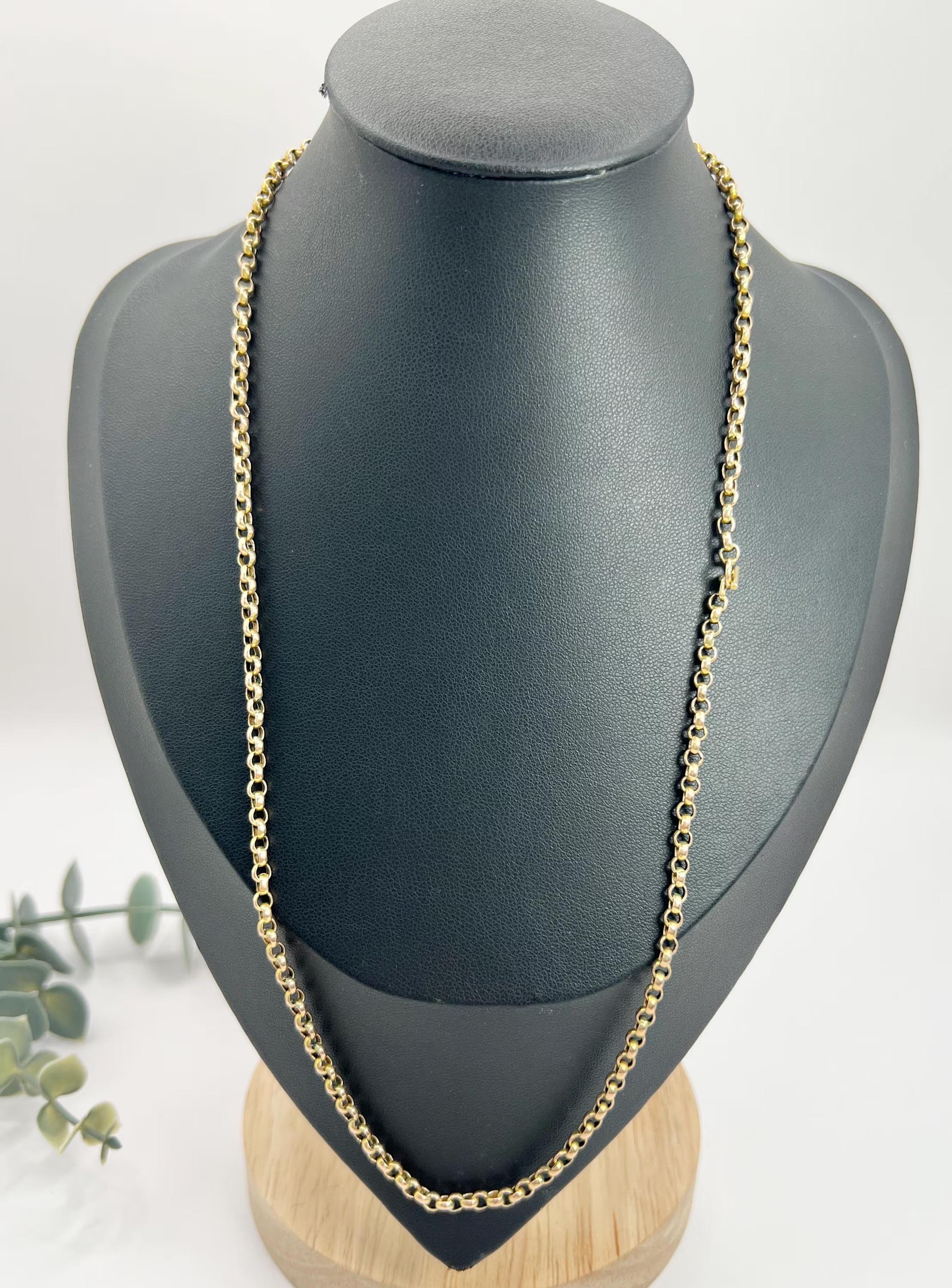 Antique Belcher Chain

9ct Rose Gold Tested

Circa 1900

This exquisite antique chain is made of 9ct rose gold faceted belcher links, adding a touch of elegance and sophistication to the piece, perfectly capturing the Edwardian style. The cute