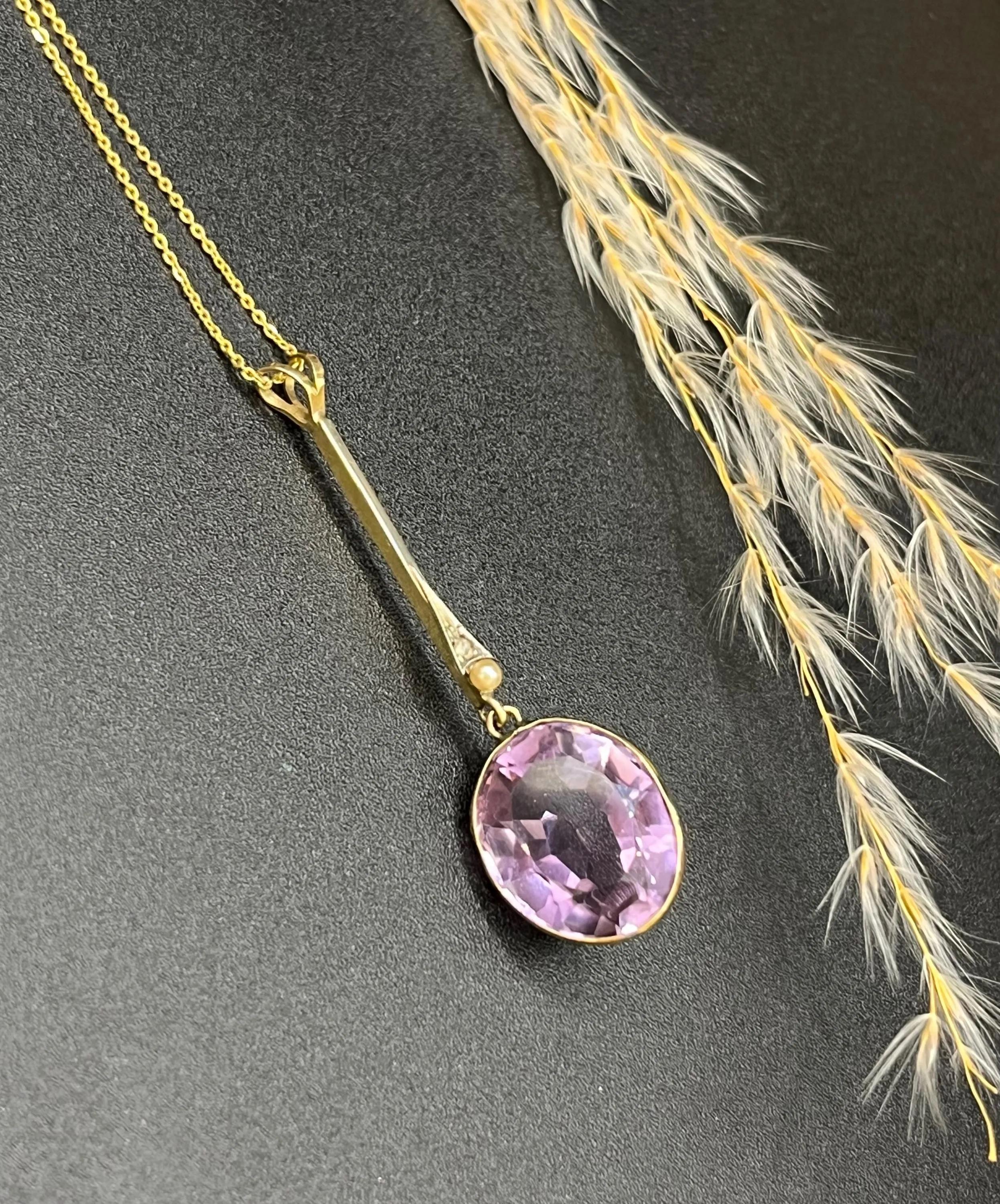 Antiguo colgante eduardiano de oro de 9 ct con amatista, perla y diamante rosa Circa 1910 en venta 4