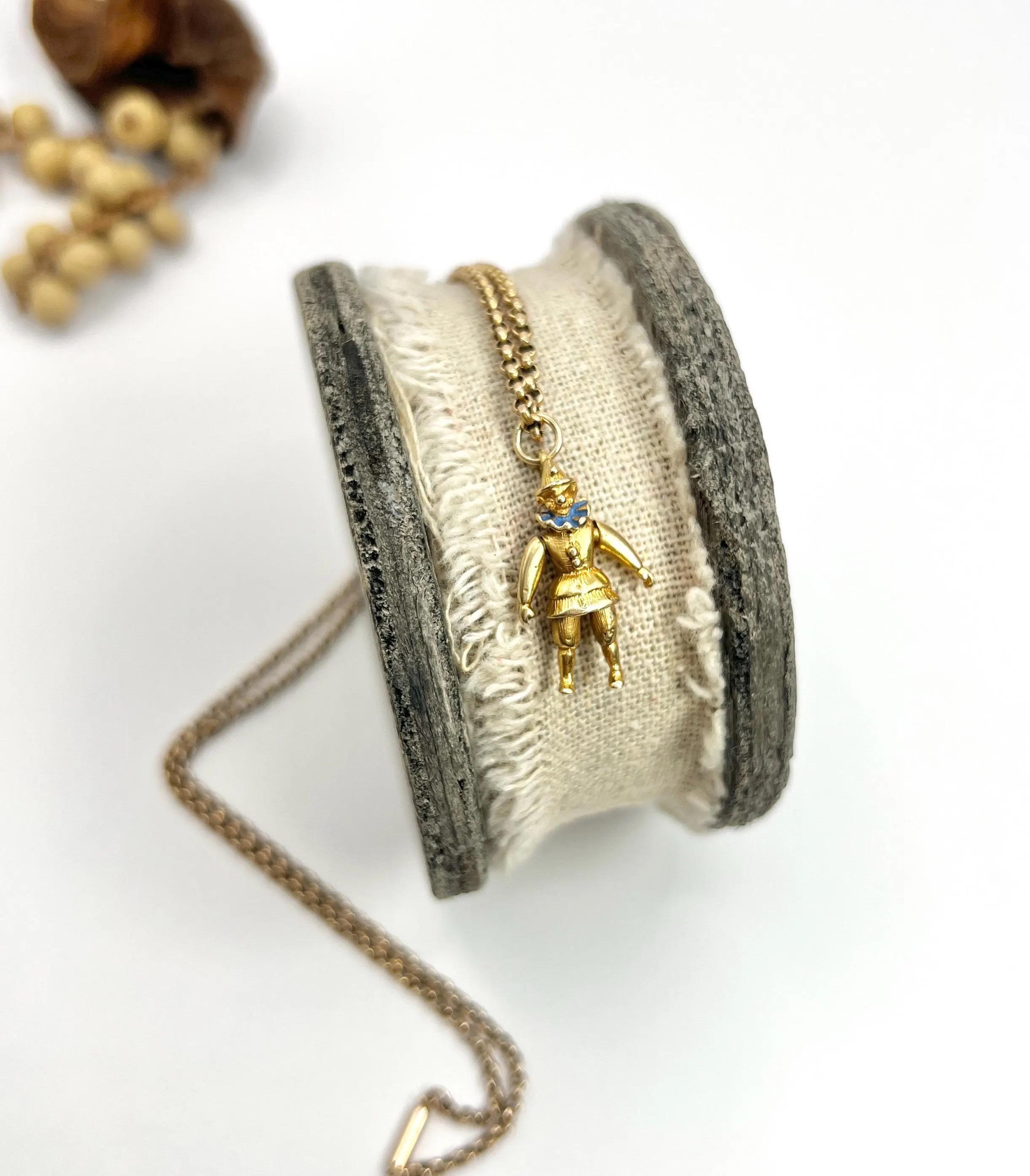 Antico ciondolo giullare articolato in oro 9ct Edwardiano con marchio Birmingham 1904 in vendita 5