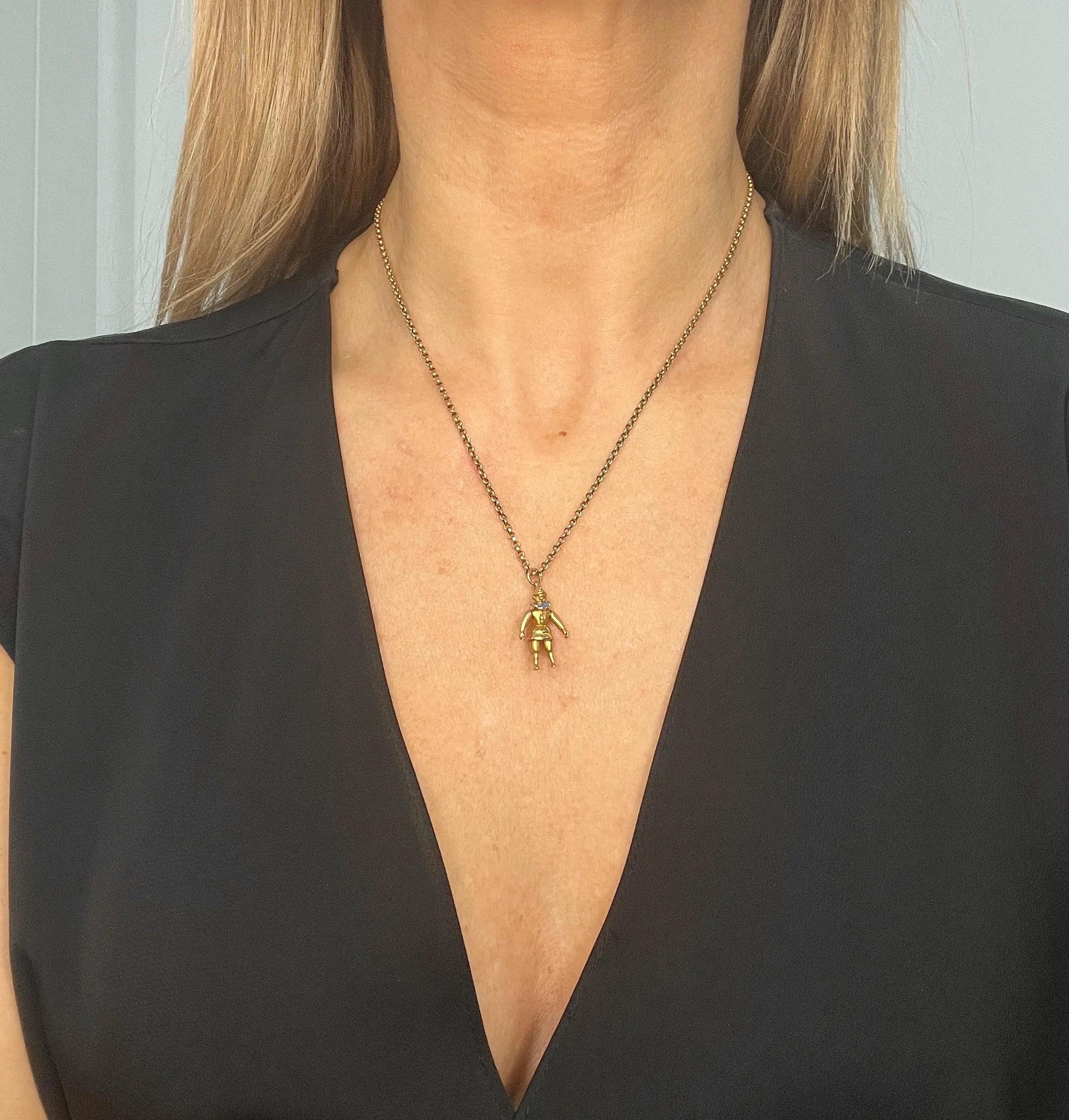 Antico ciondolo giullare articolato in oro 9ct Edwardiano con marchio Birmingham 1904 in vendita 3