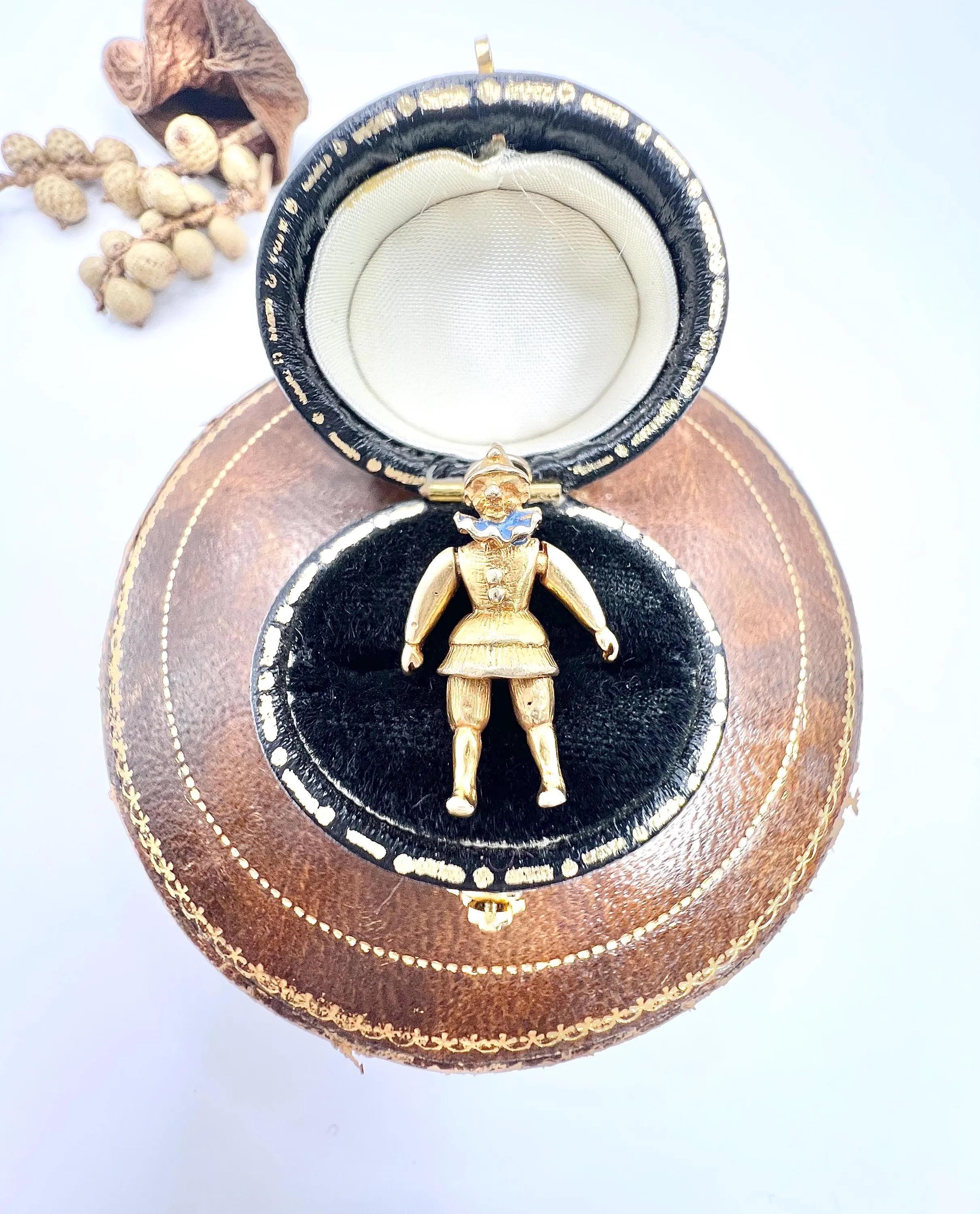 Antico ciondolo giullare articolato in oro 9ct Edwardiano con marchio Birmingham 1904 in vendita 4