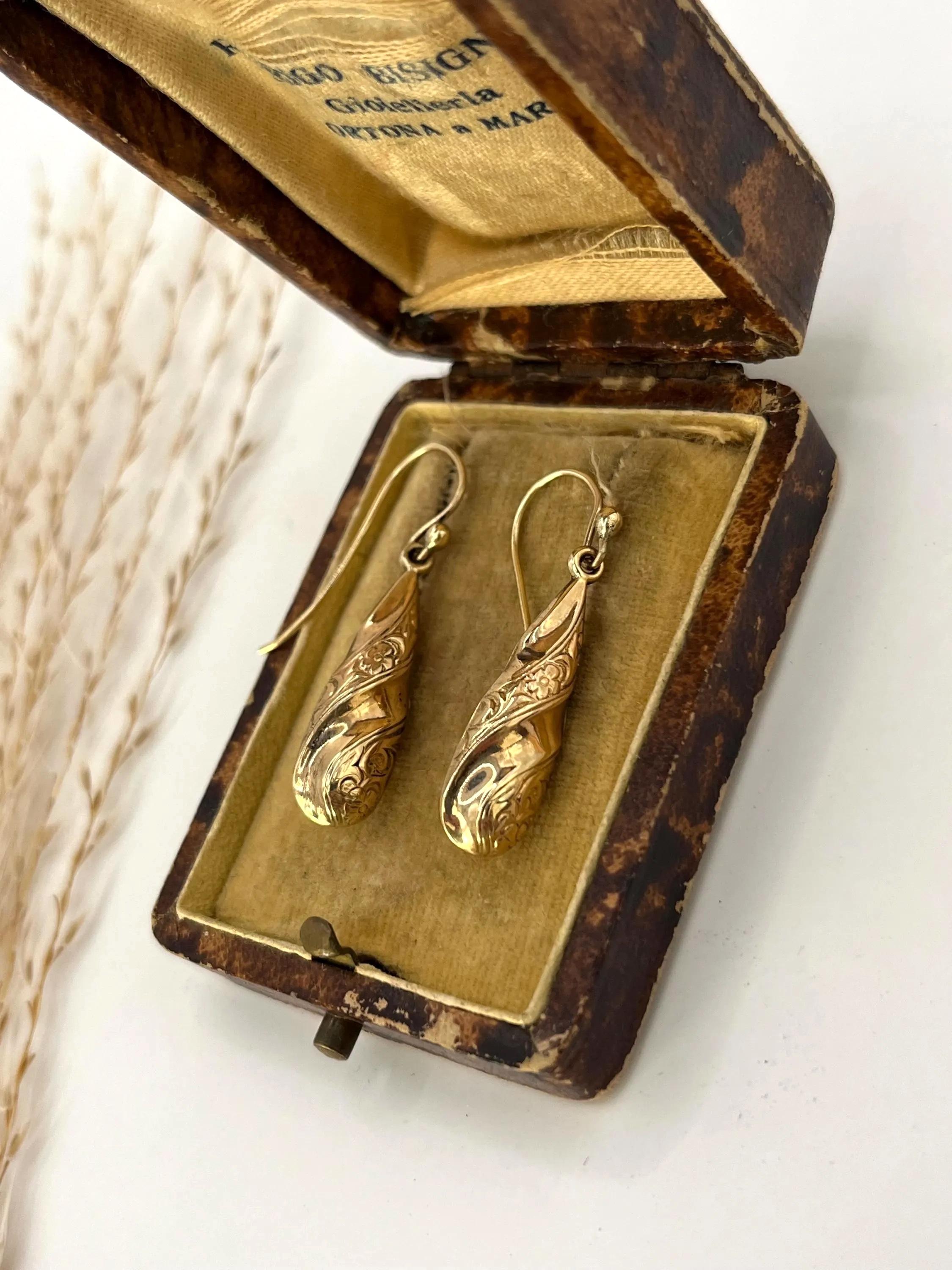 Pendientes de gota eduardianos antiguos de oro de 9 ct, circa 1920 Eduardiano en venta