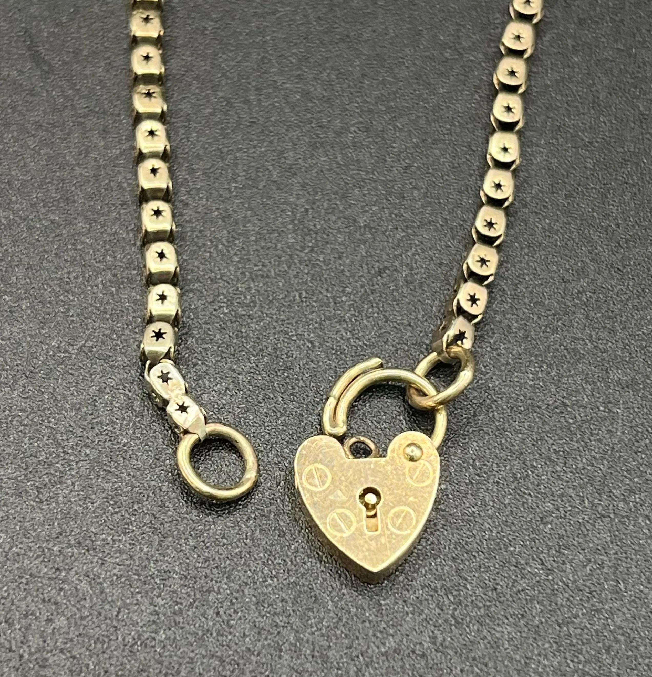 Antique 9ct Gold, Edwardian Fancy Fancy Box Link Bracelet with Heart Padlock For Sale 6