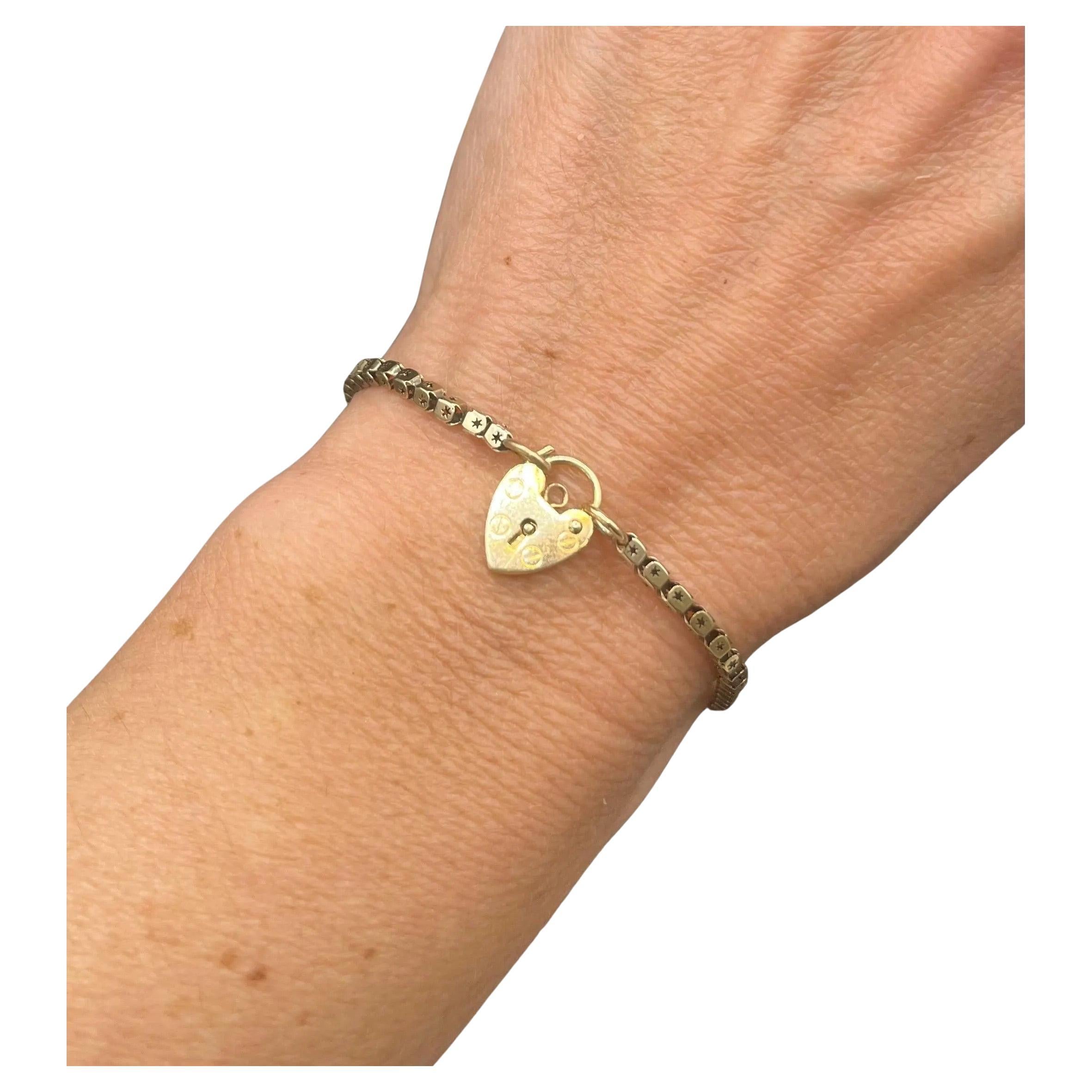 Antique 9ct Gold, Edwardian Fancy Fancy Box Link Bracelet with Heart Padlock For Sale