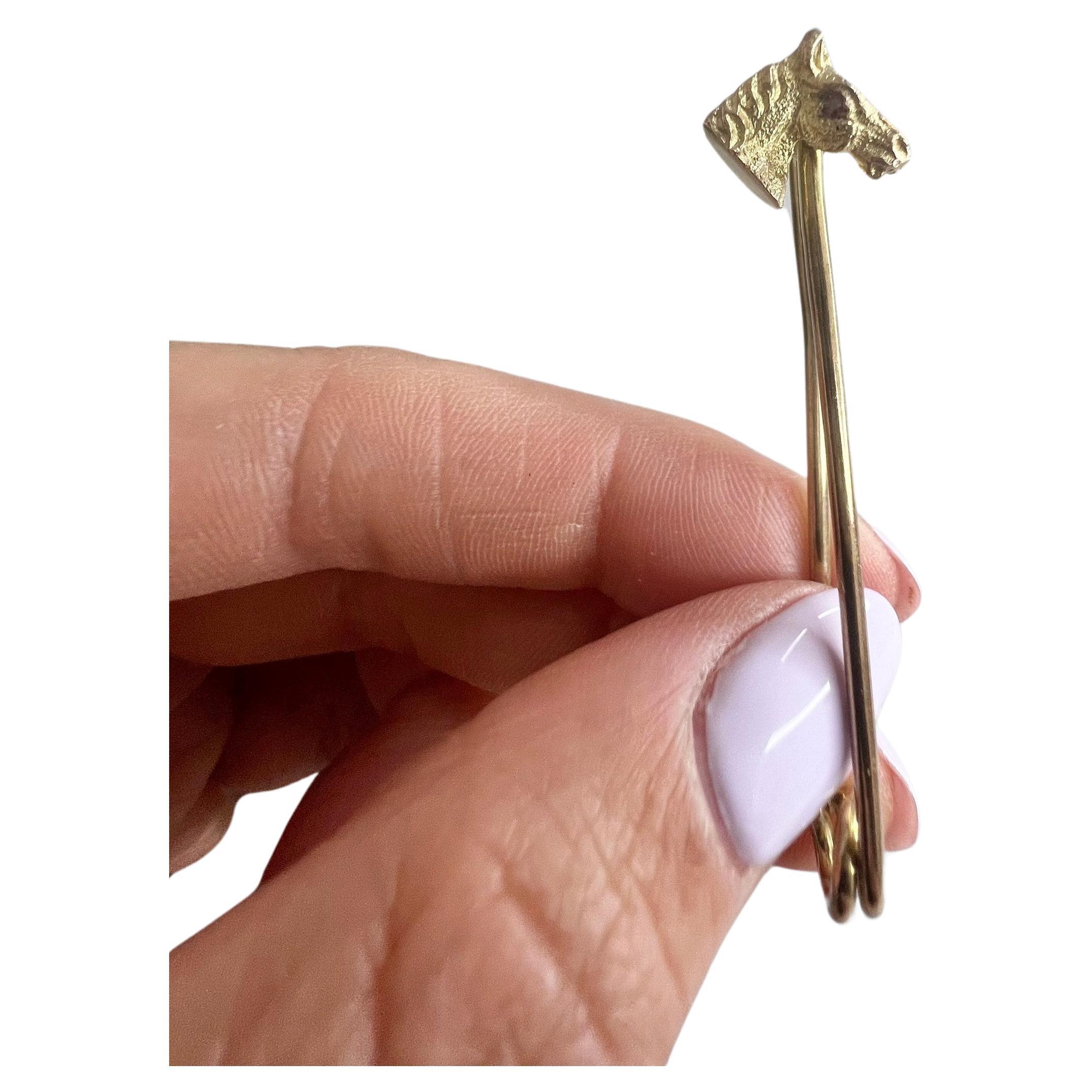 Antique 9ct Gold Edwardian Horse Stock Pin For Sale