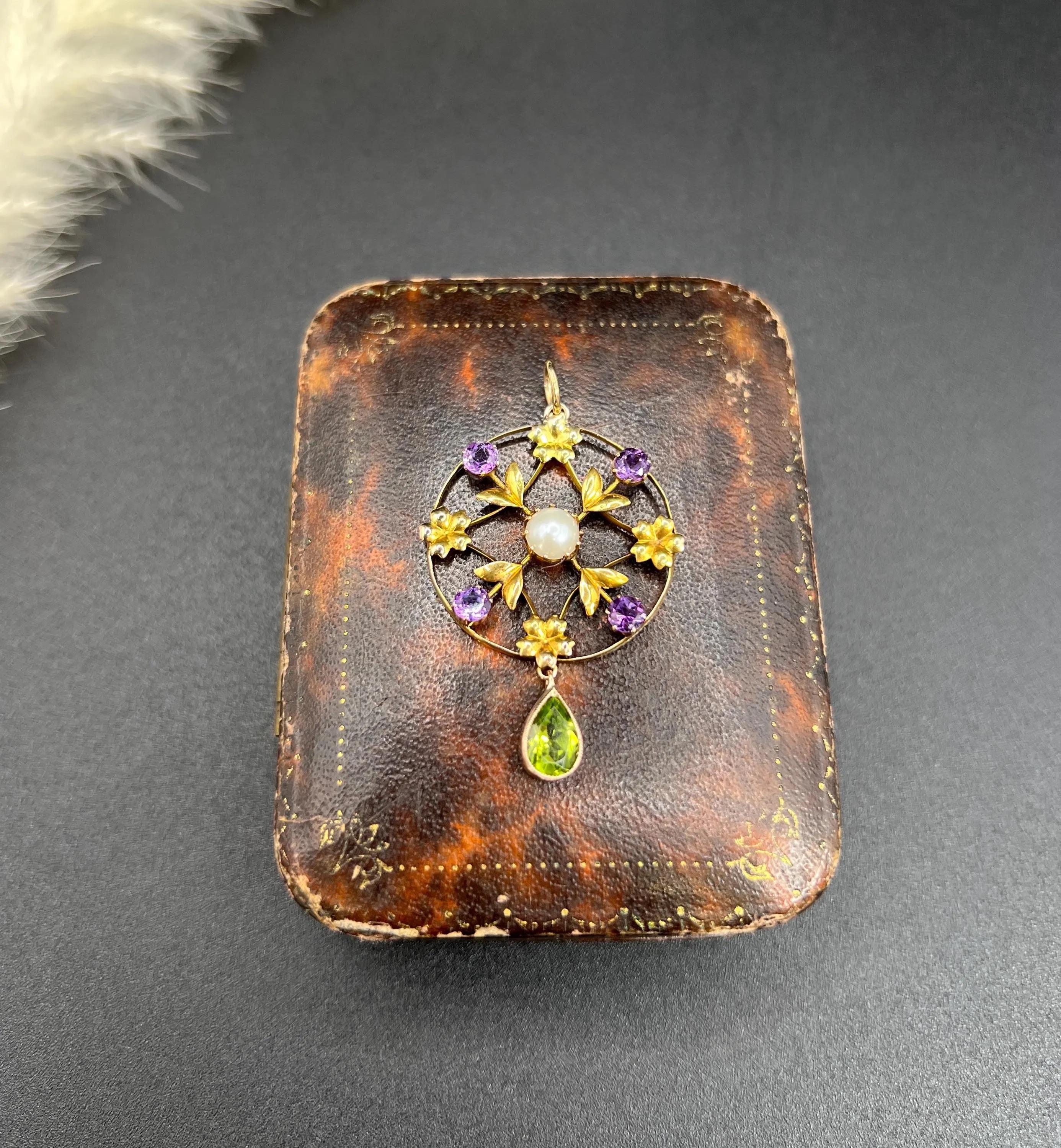 Antique 9ct Gold, Edwardian Peridot, Amethyst and Seed Pearl Suffragette Pendent 4