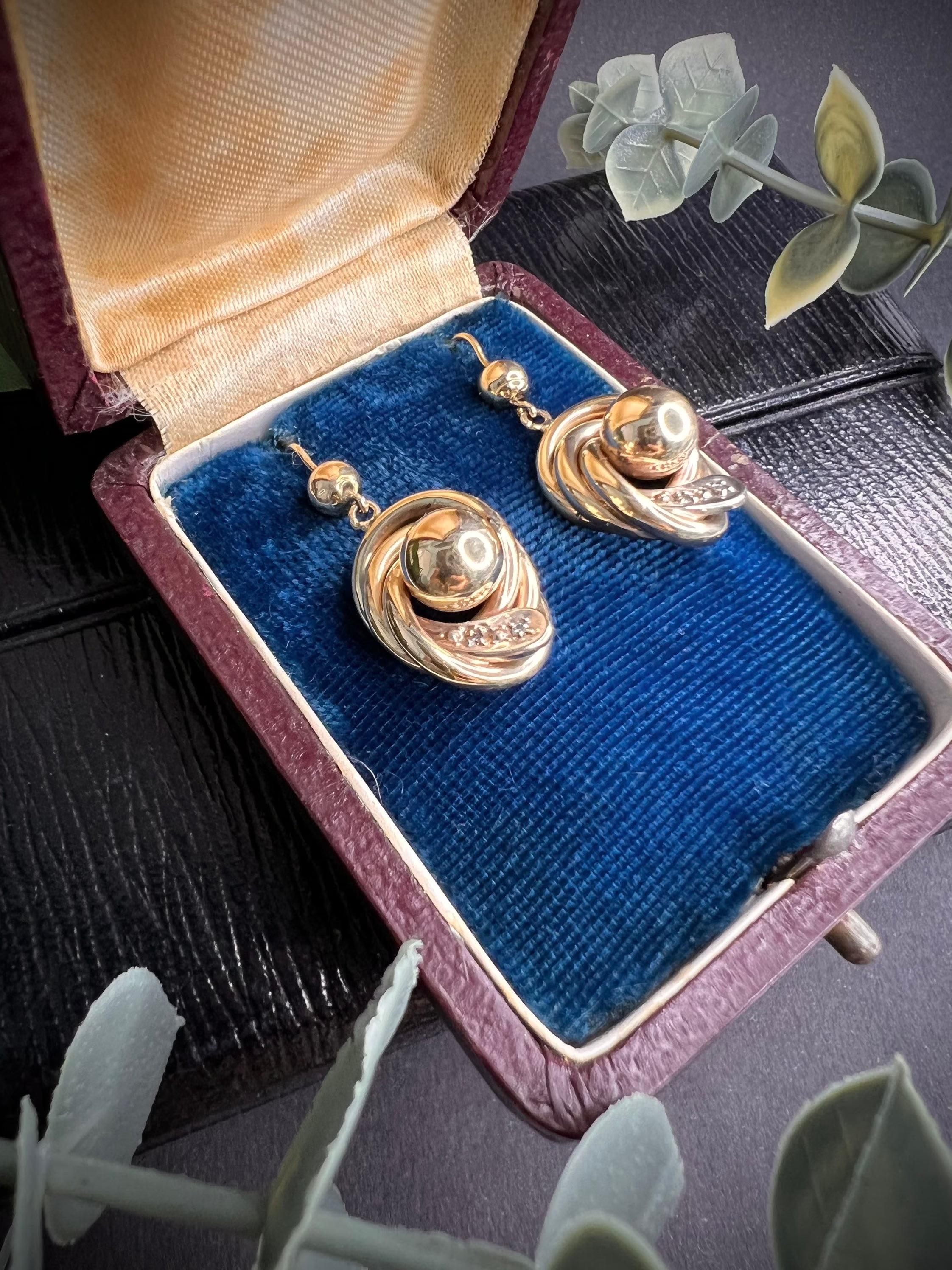 Boucles d'oreilles anciennes en or 9ct Edwardian Snake Ball en vente 2