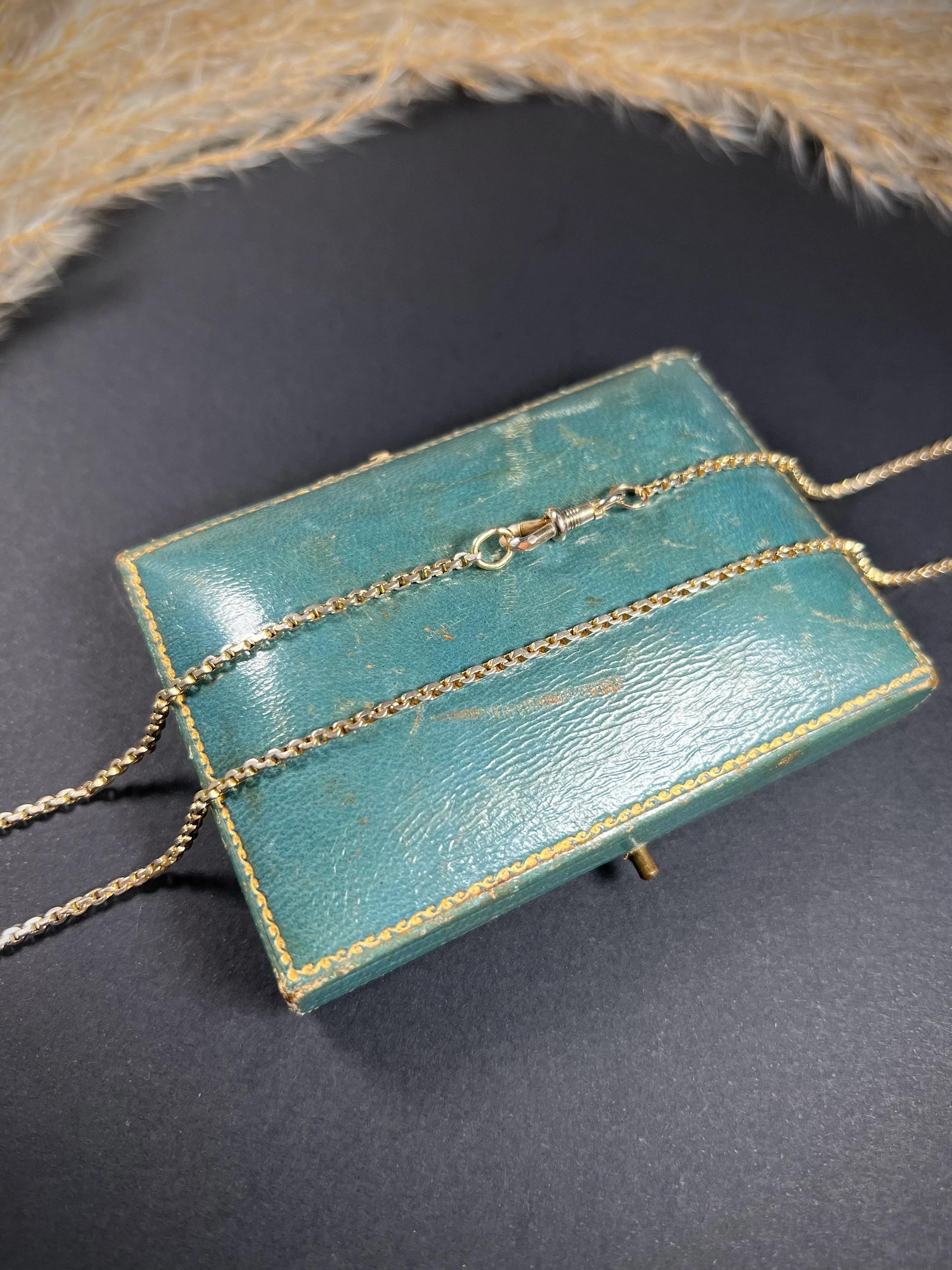 Chaîne longue en or 9ct Edwardian à maillons carrés en vente 3
