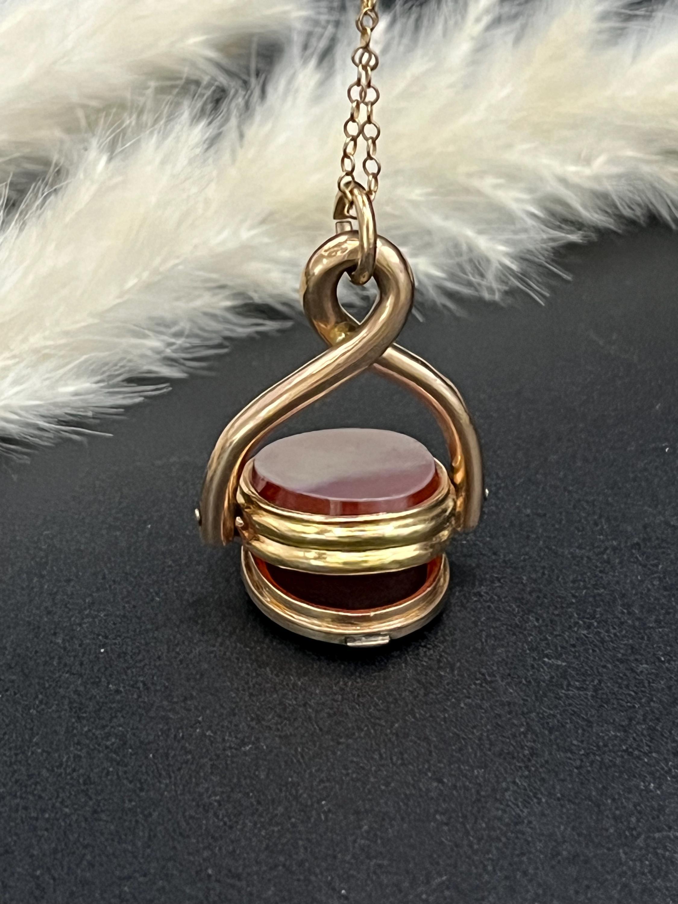 Pendentif en or 9ct Edwardien, pierre de sang et cornaline. en vente 4